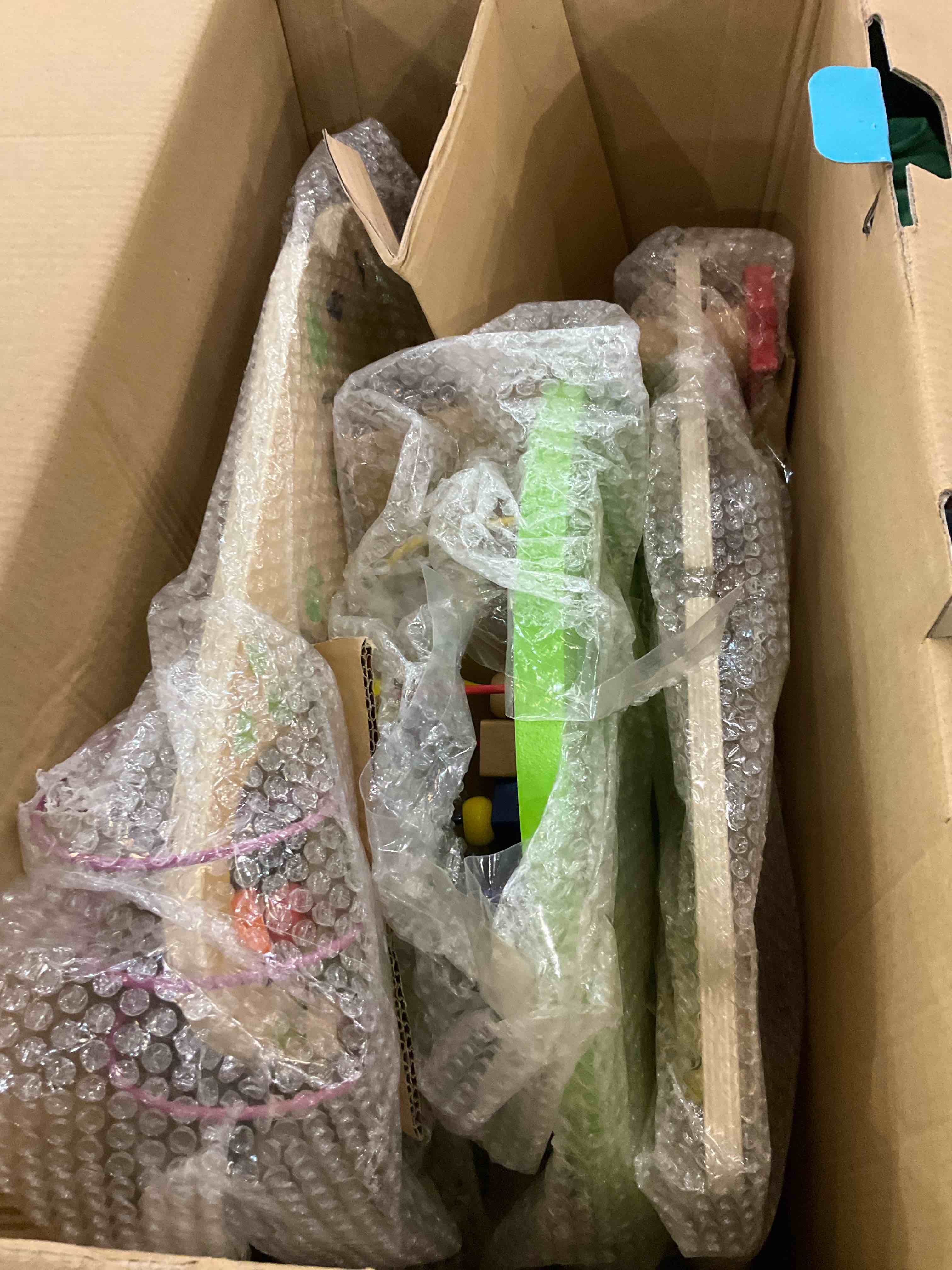https://s3.amazonaws.com/lotting-images-prod/BargainHunt/EXS01198428_1709575298876.jpeg