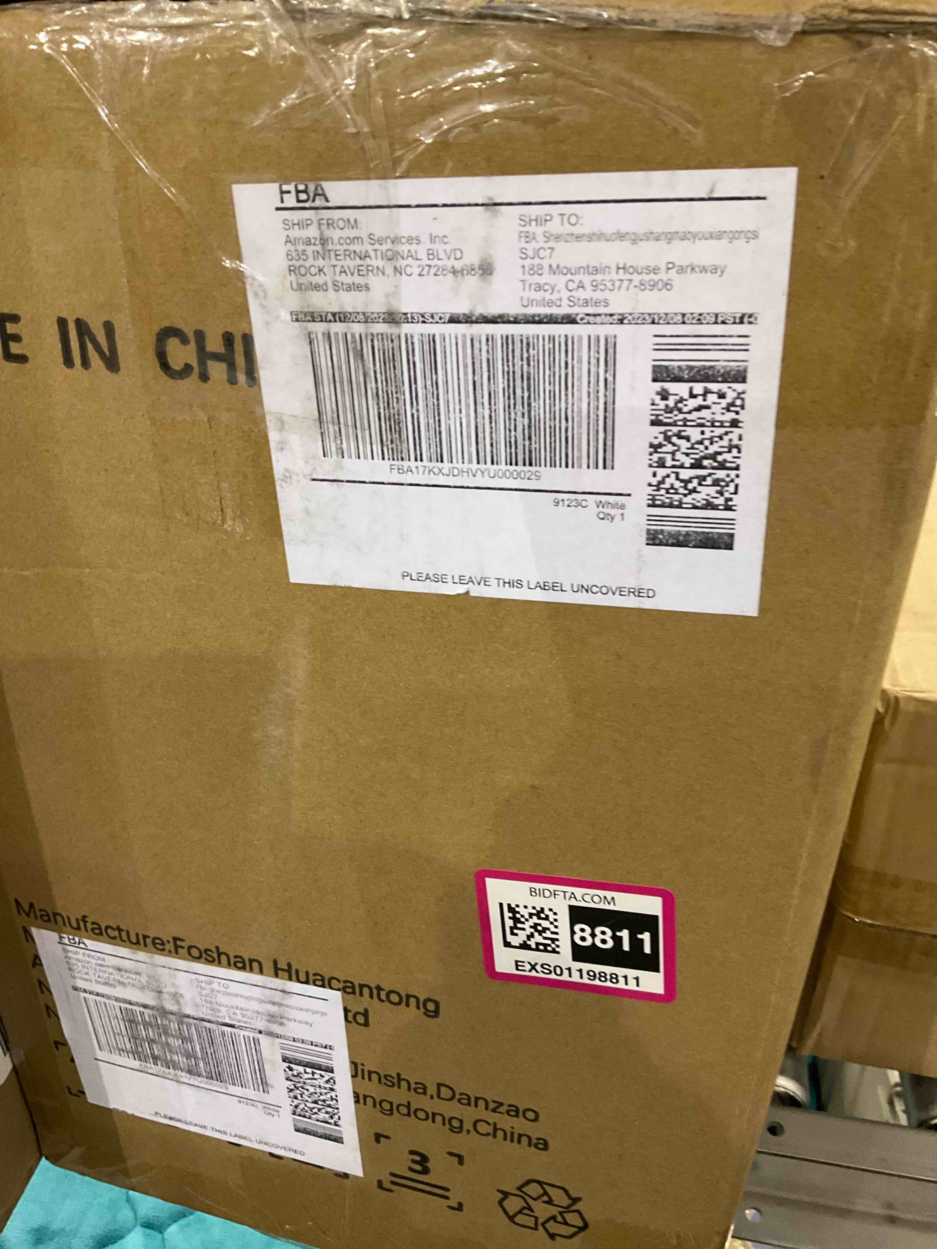 https://s3.amazonaws.com/lotting-images-prod/BargainHunt/EXS01198811_1709826818055.jpeg