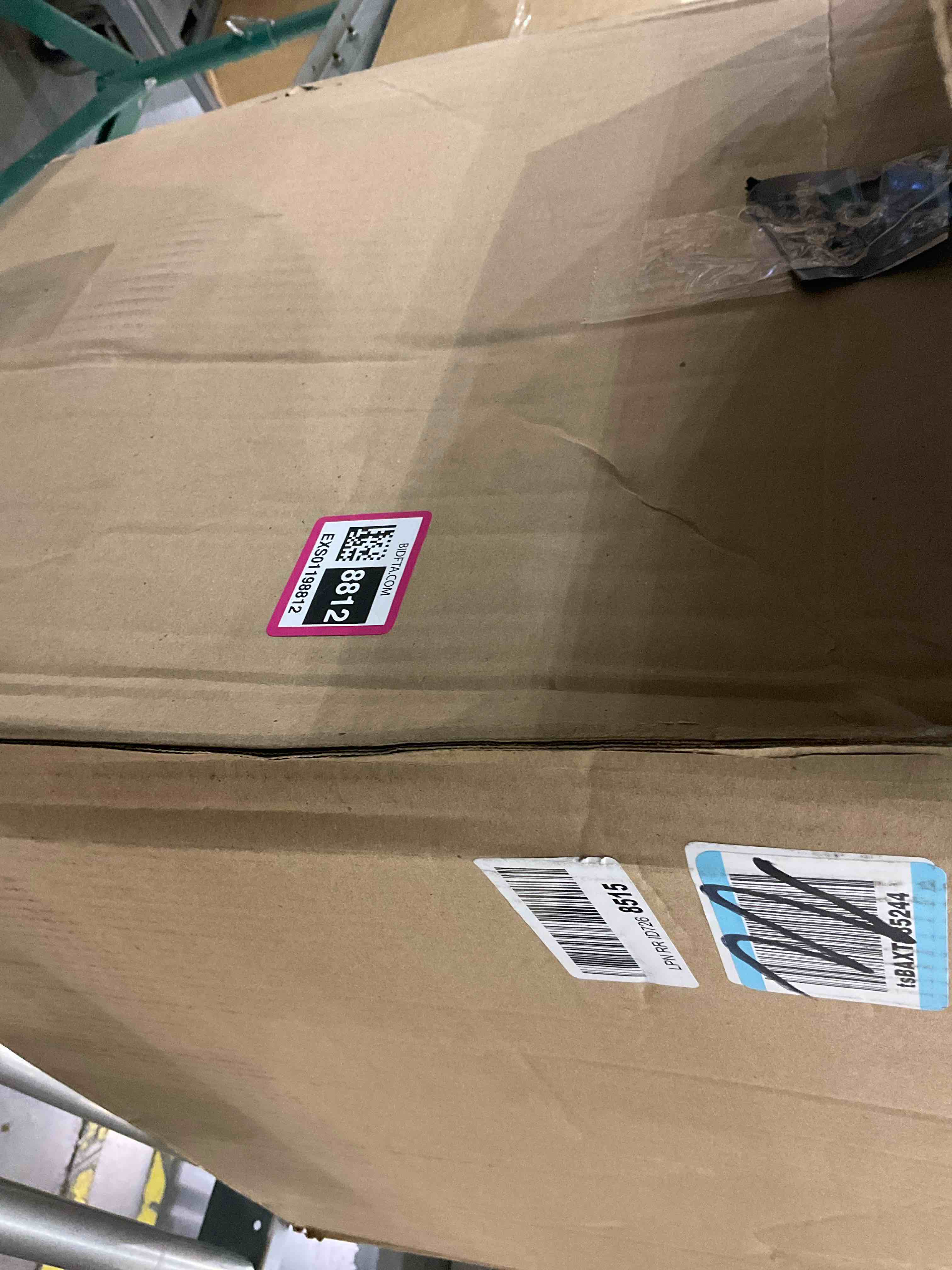https://s3.amazonaws.com/lotting-images-prod/BargainHunt/EXS01198812_1709826908952.jpeg