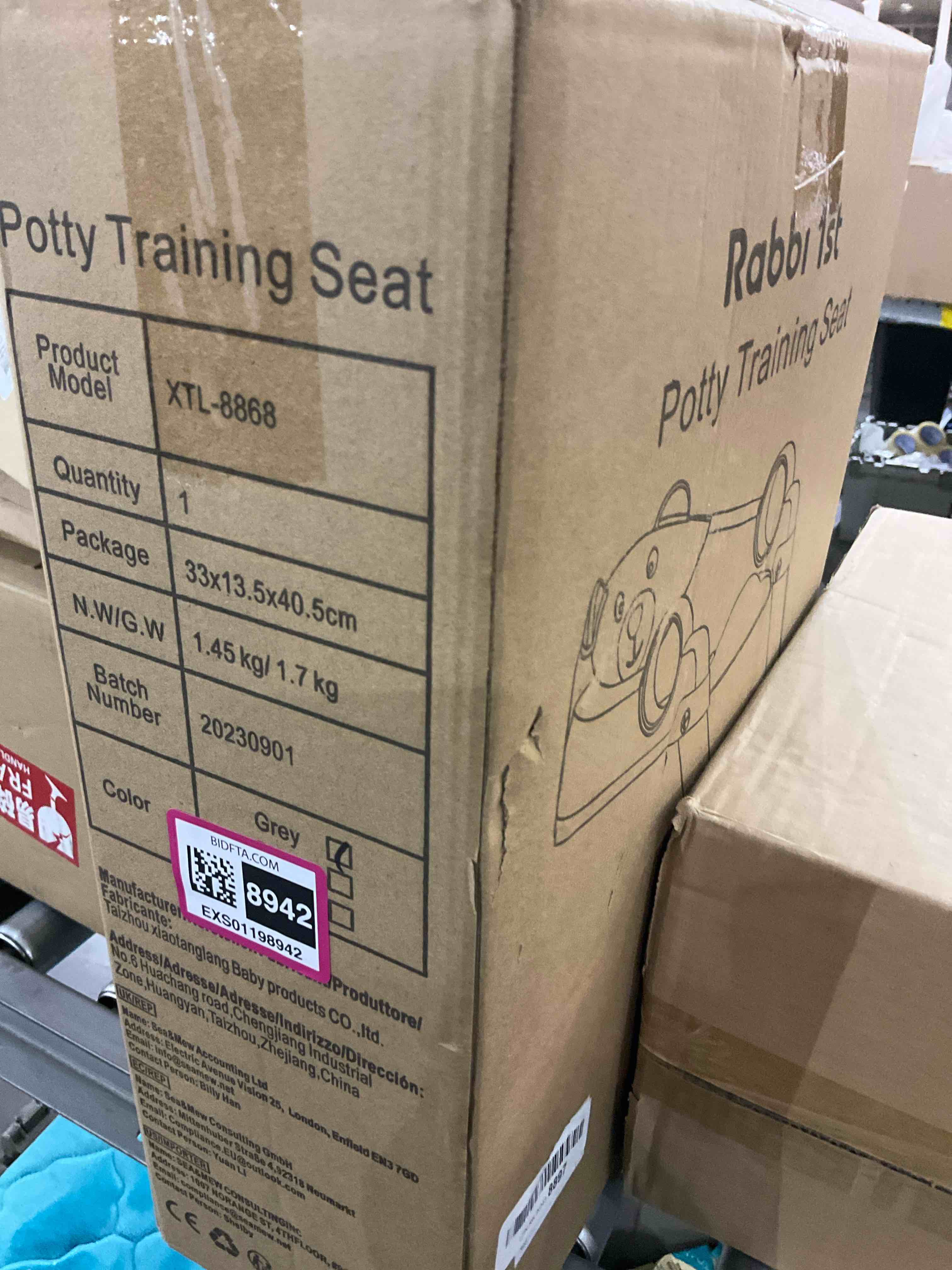 https://s3.amazonaws.com/lotting-images-prod/BargainHunt/EXS01198942_1709909084431.jpeg