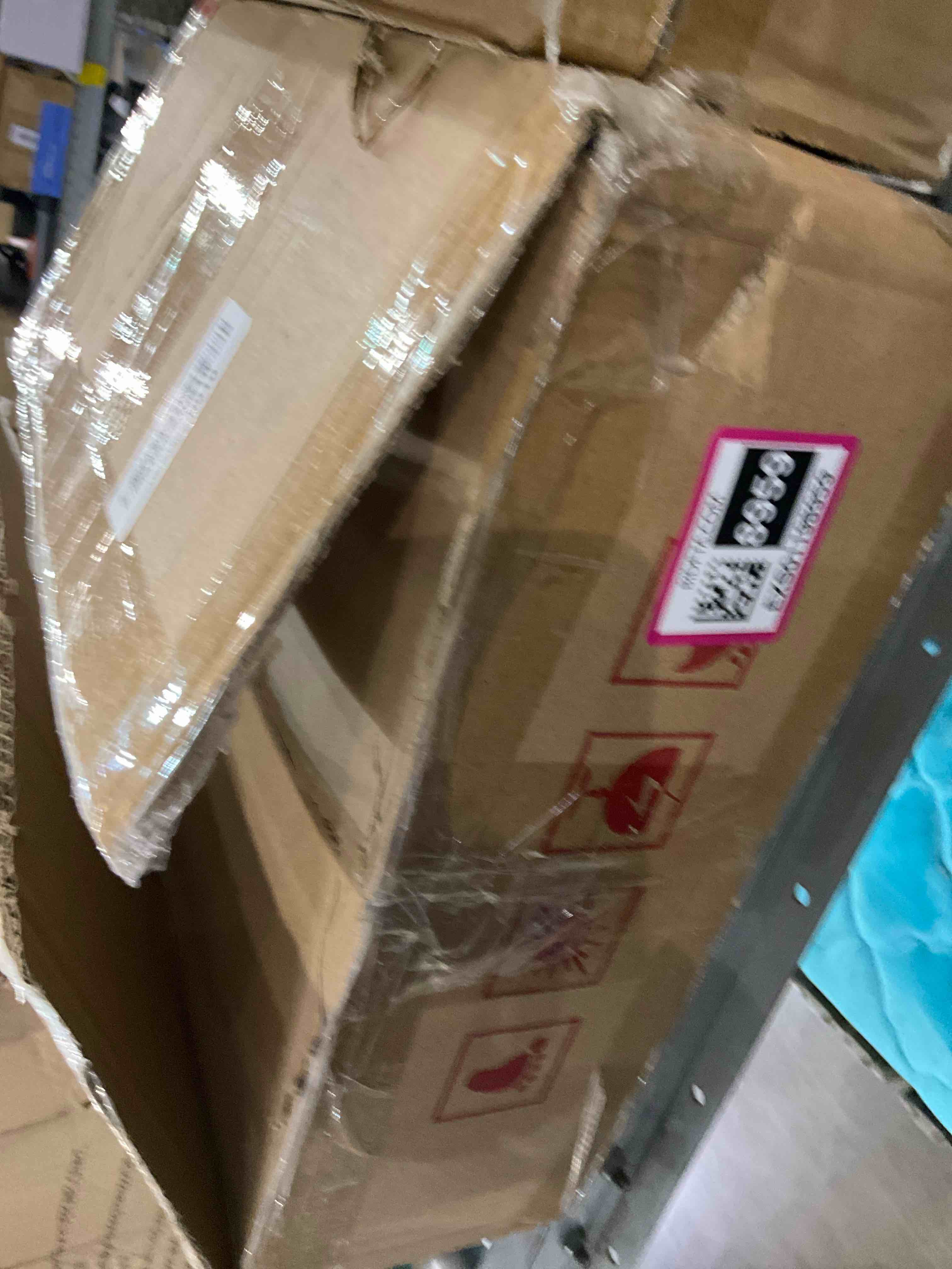 https://s3.amazonaws.com/lotting-images-prod/BargainHunt/EXS01198959_1709911729124.jpeg