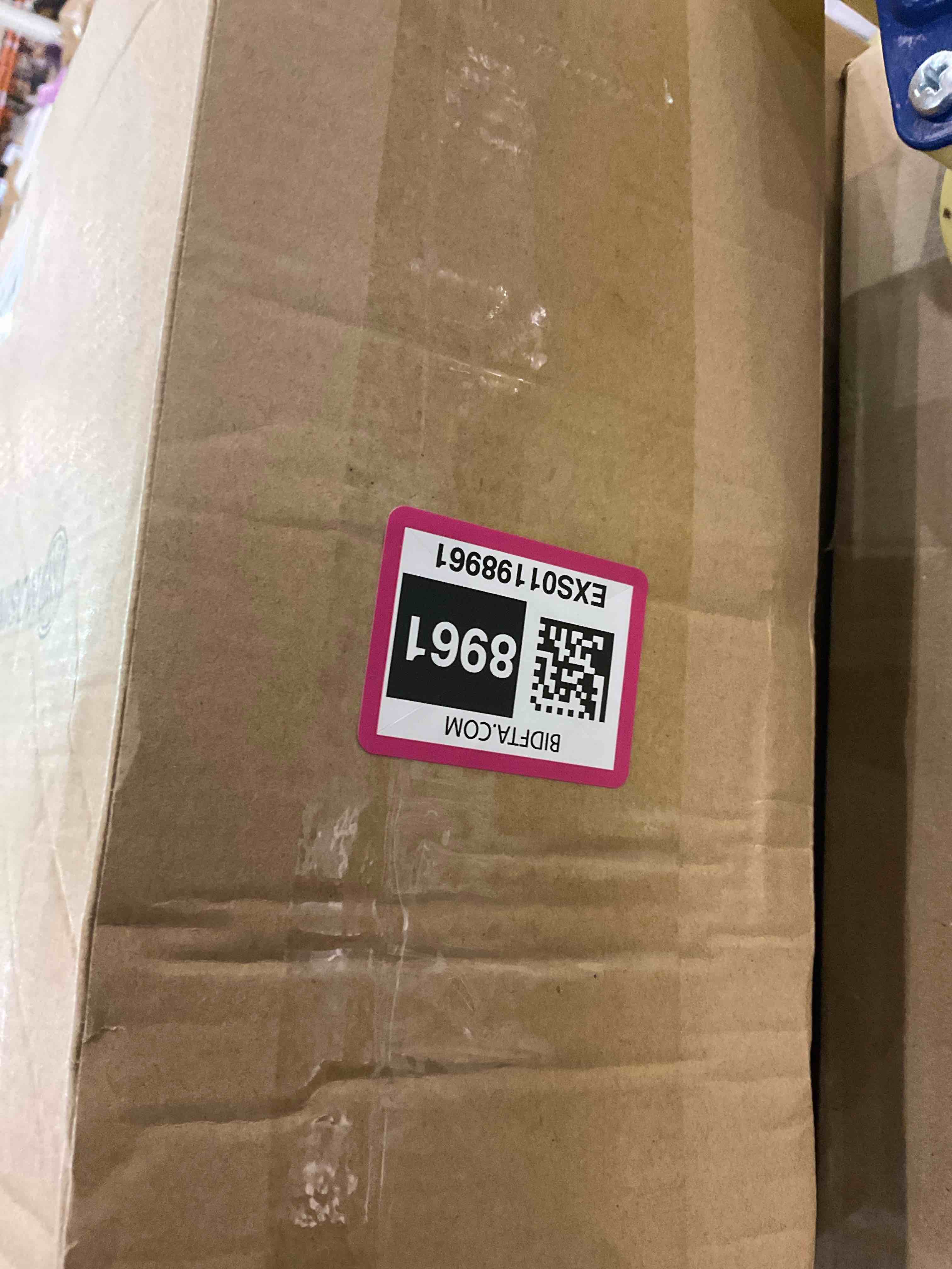 https://s3.amazonaws.com/lotting-images-prod/BargainHunt/EXS01198961_1709911938200.jpeg