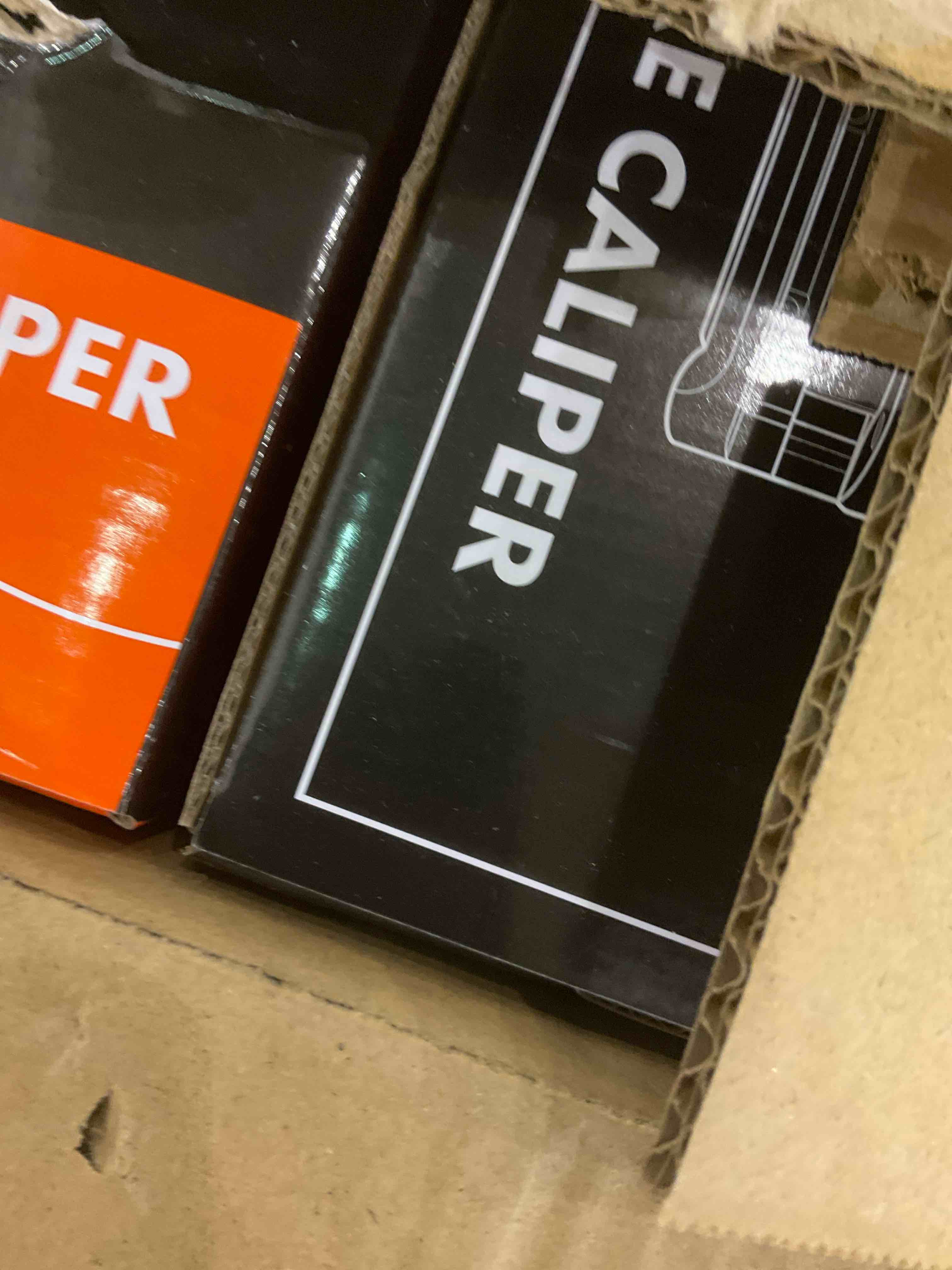 https://s3.amazonaws.com/lotting-images-prod/BargainHunt/EXS01199029_1709122904492.jpeg
