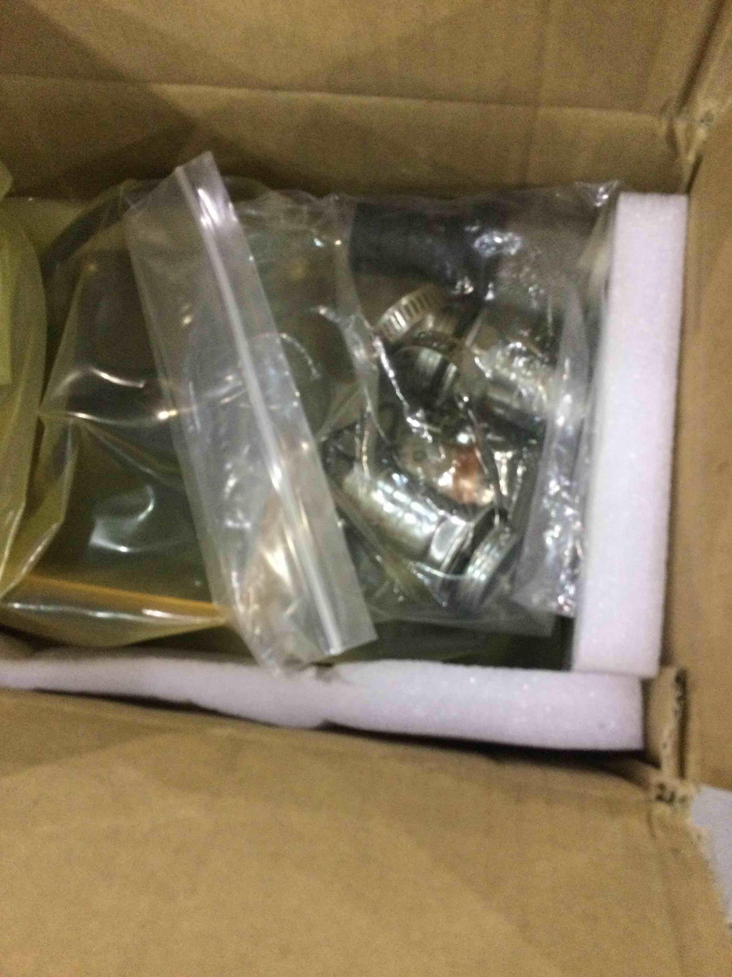 https://s3.amazonaws.com/lotting-images-prod/BargainHunt/EXS01199748_1709301113695.jpeg