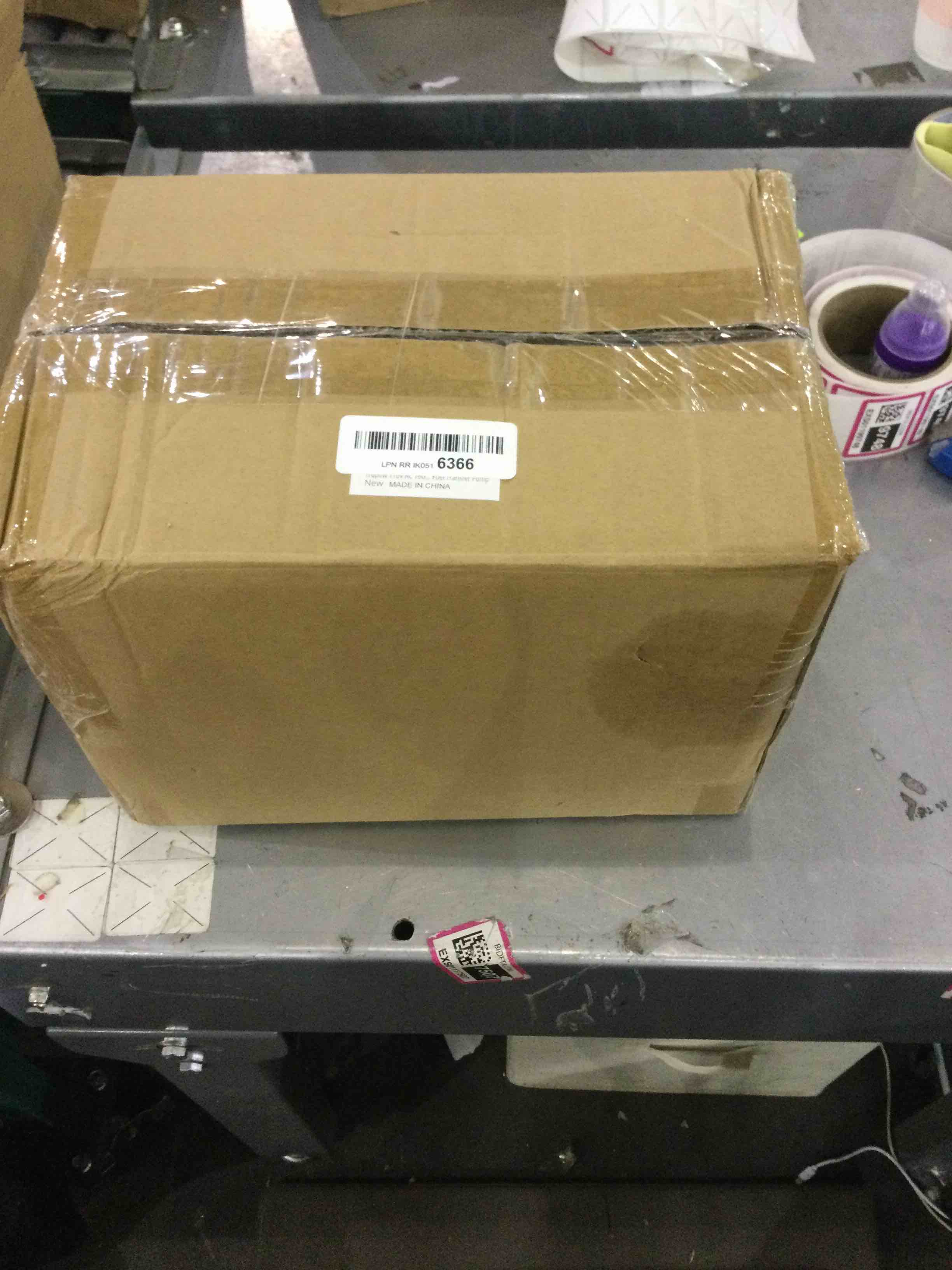 https://s3.amazonaws.com/lotting-images-prod/BargainHunt/EXS01199748_1709301158539.jpeg