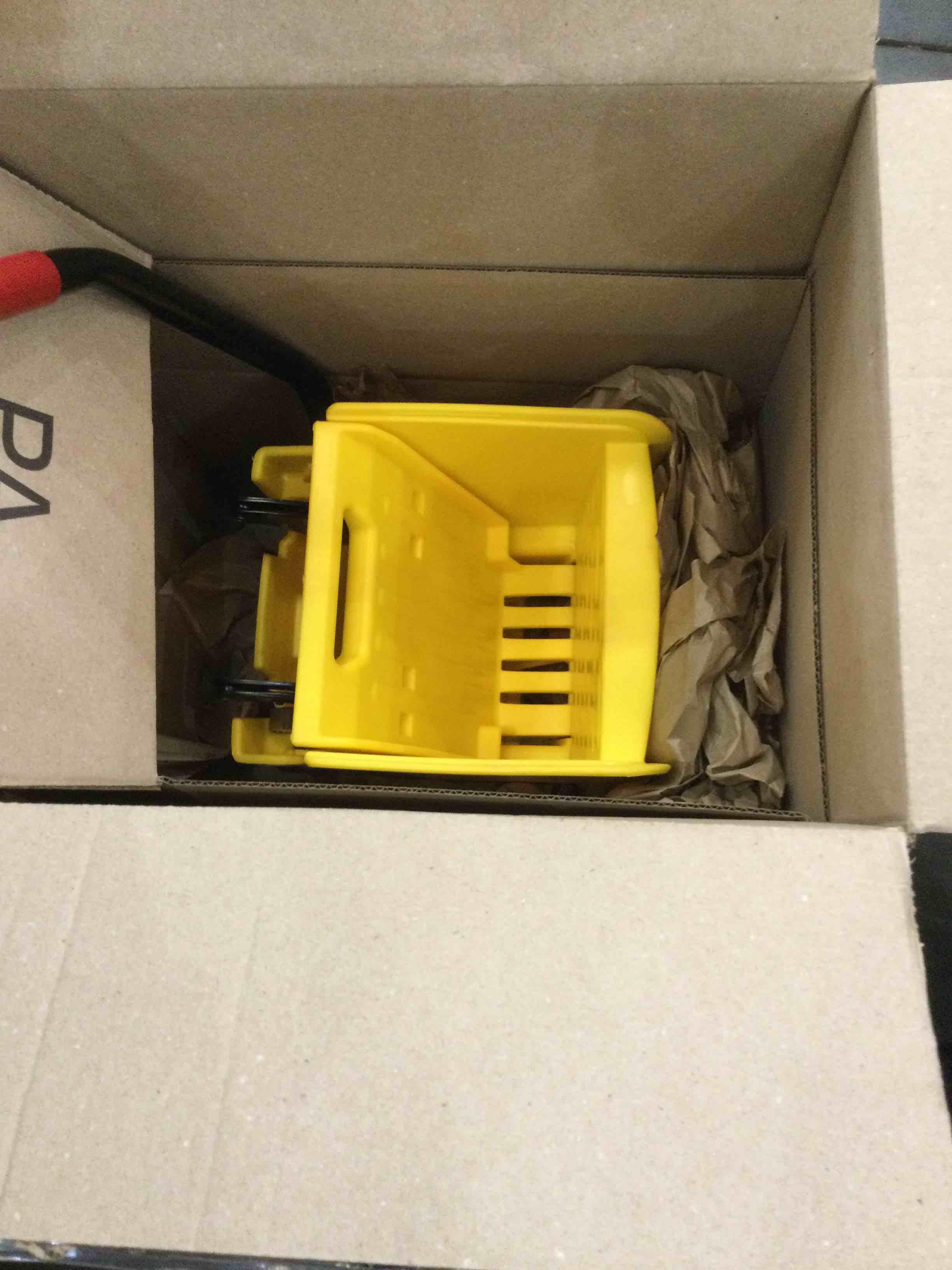 https://s3.amazonaws.com/lotting-images-prod/BargainHunt/EXS01199924_1709575718497.jpeg