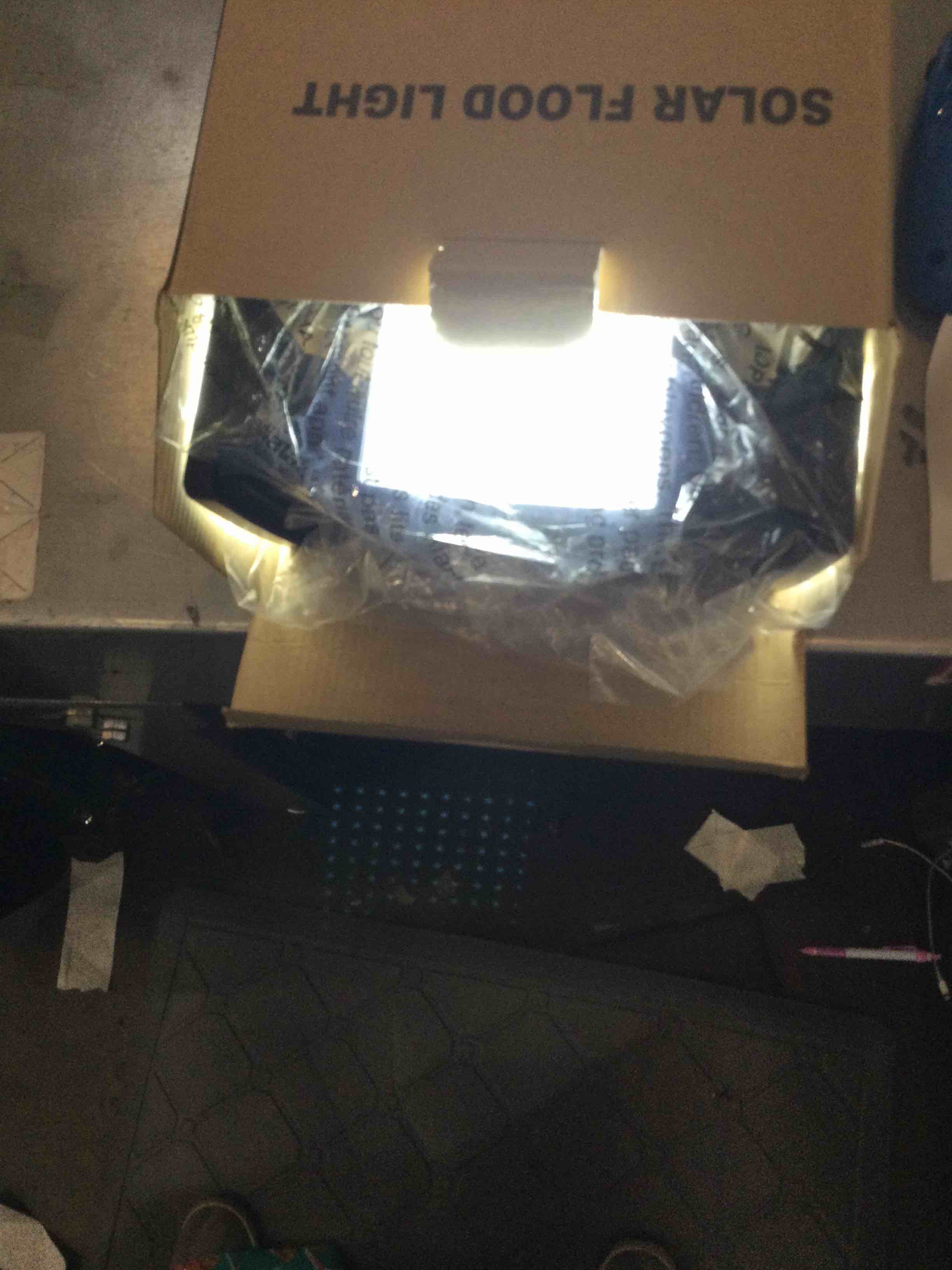 https://s3.amazonaws.com/lotting-images-prod/BargainHunt/EXS01199940_1709580241750.jpeg