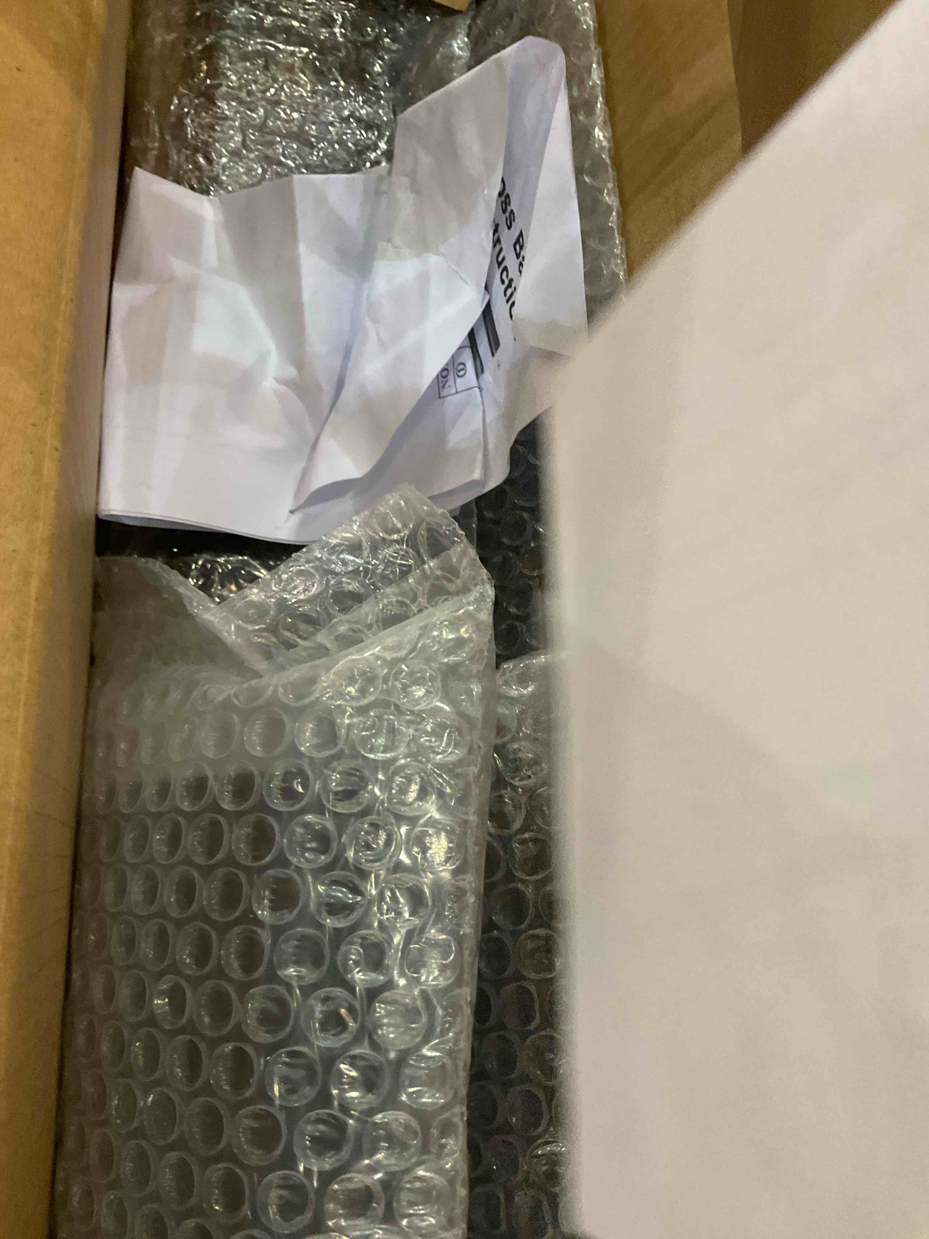 https://s3.amazonaws.com/lotting-images-prod/BargainHunt/EXS01200103_1717428319101.jpeg
