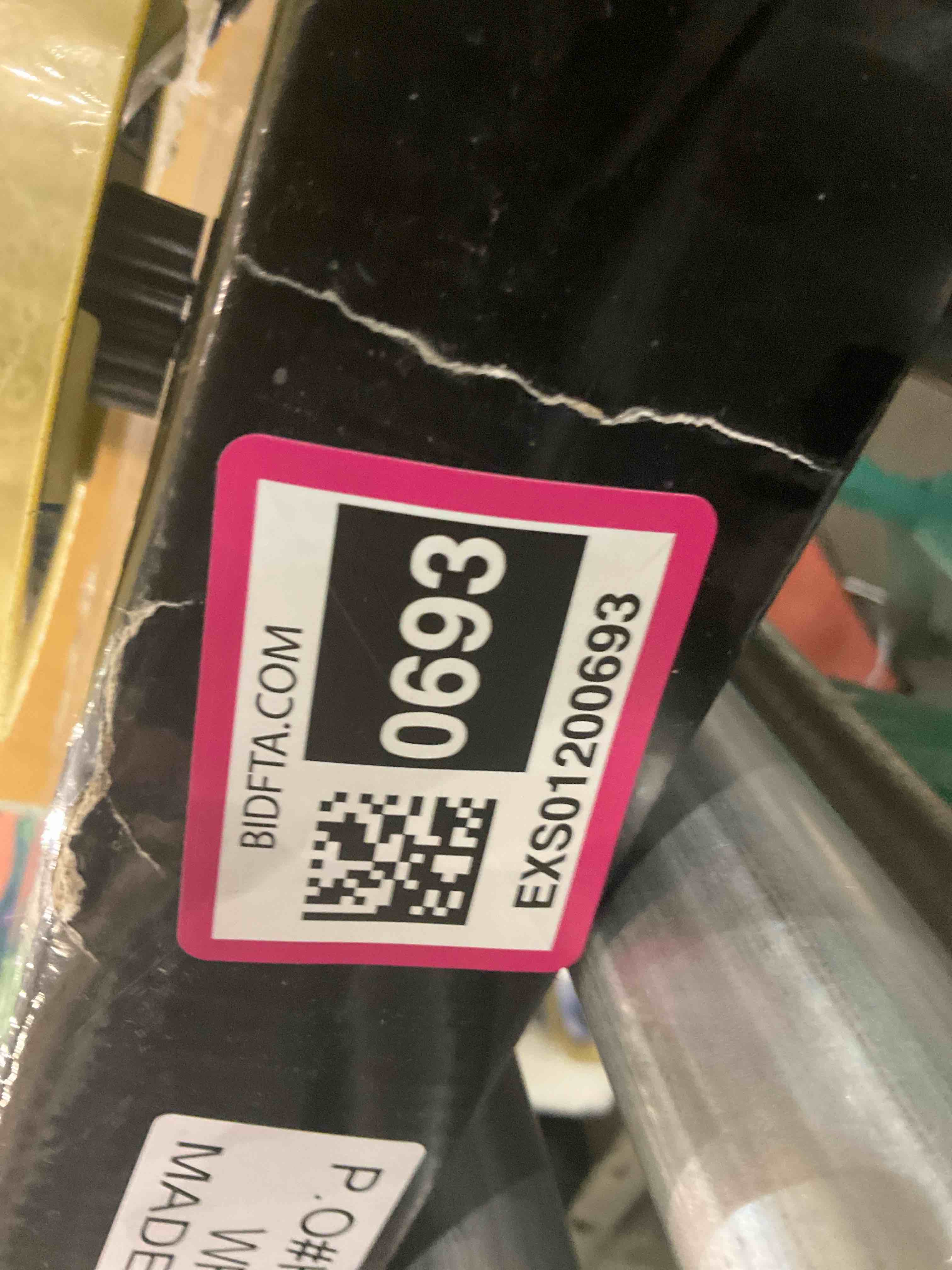 https://s3.amazonaws.com/lotting-images-prod/BargainHunt/EXS01200693_1713787343979.jpeg