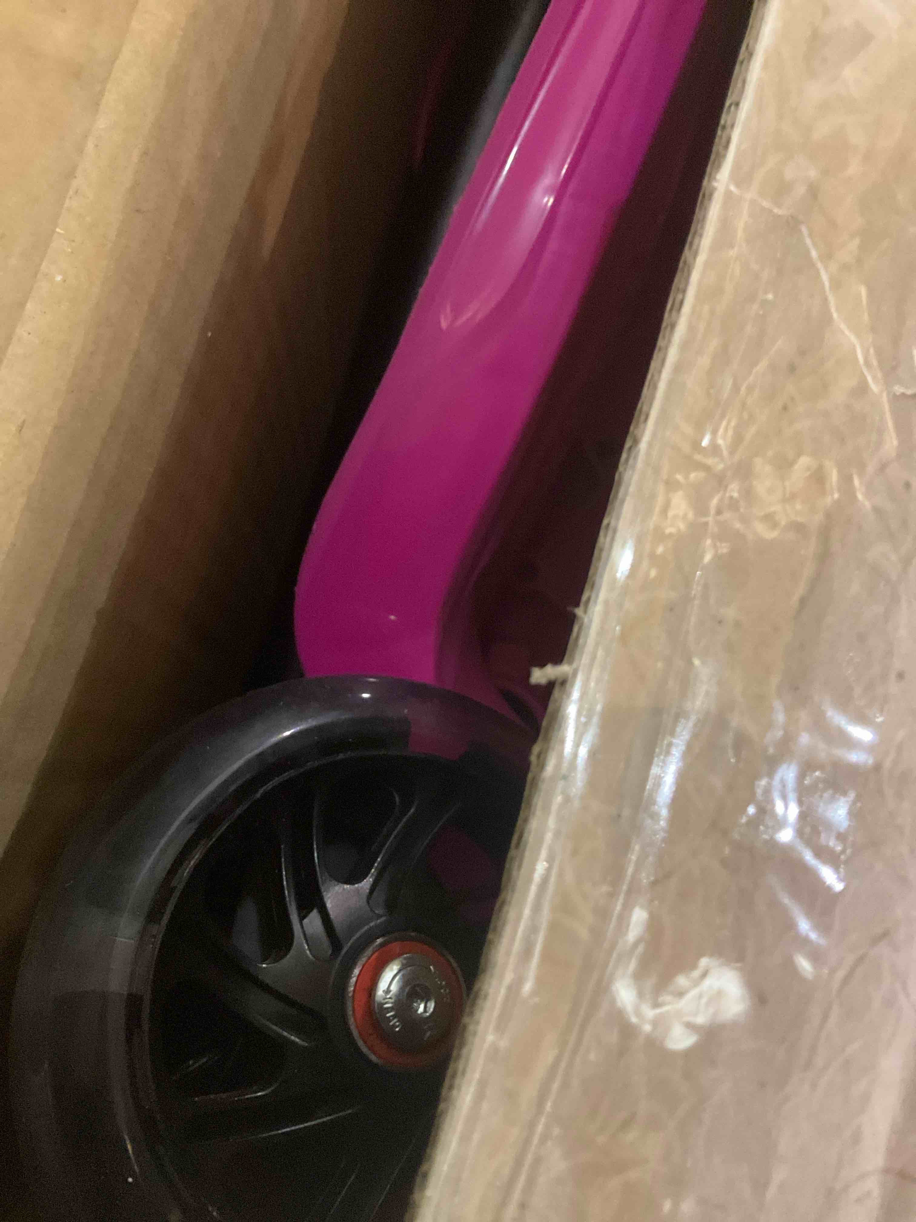 https://s3.amazonaws.com/lotting-images-prod/BargainHunt/EXS01200831_1713959450236.jpeg