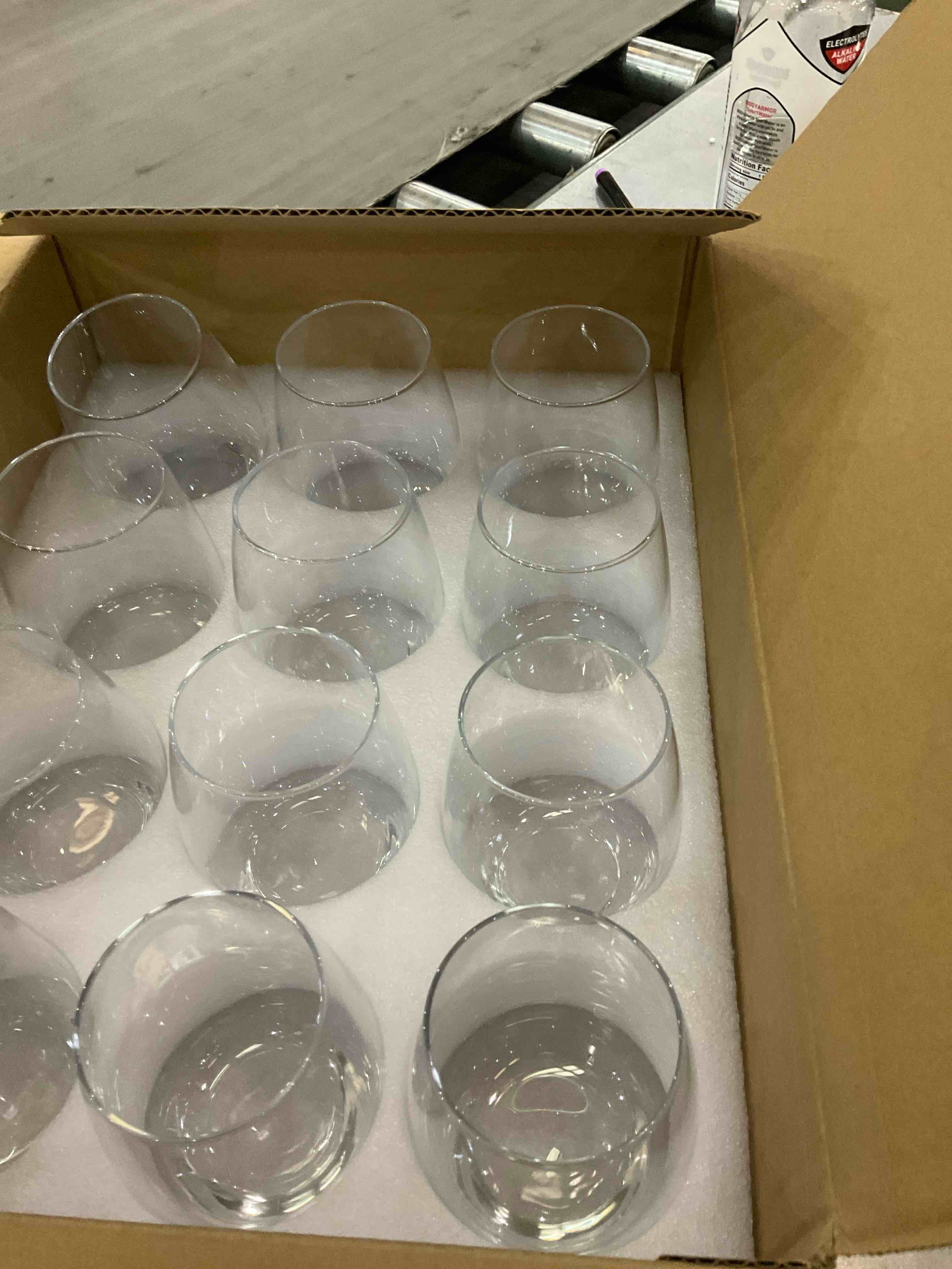 https://s3.amazonaws.com/lotting-images-prod/BargainHunt/EXS01201075_1712763515469.jpeg