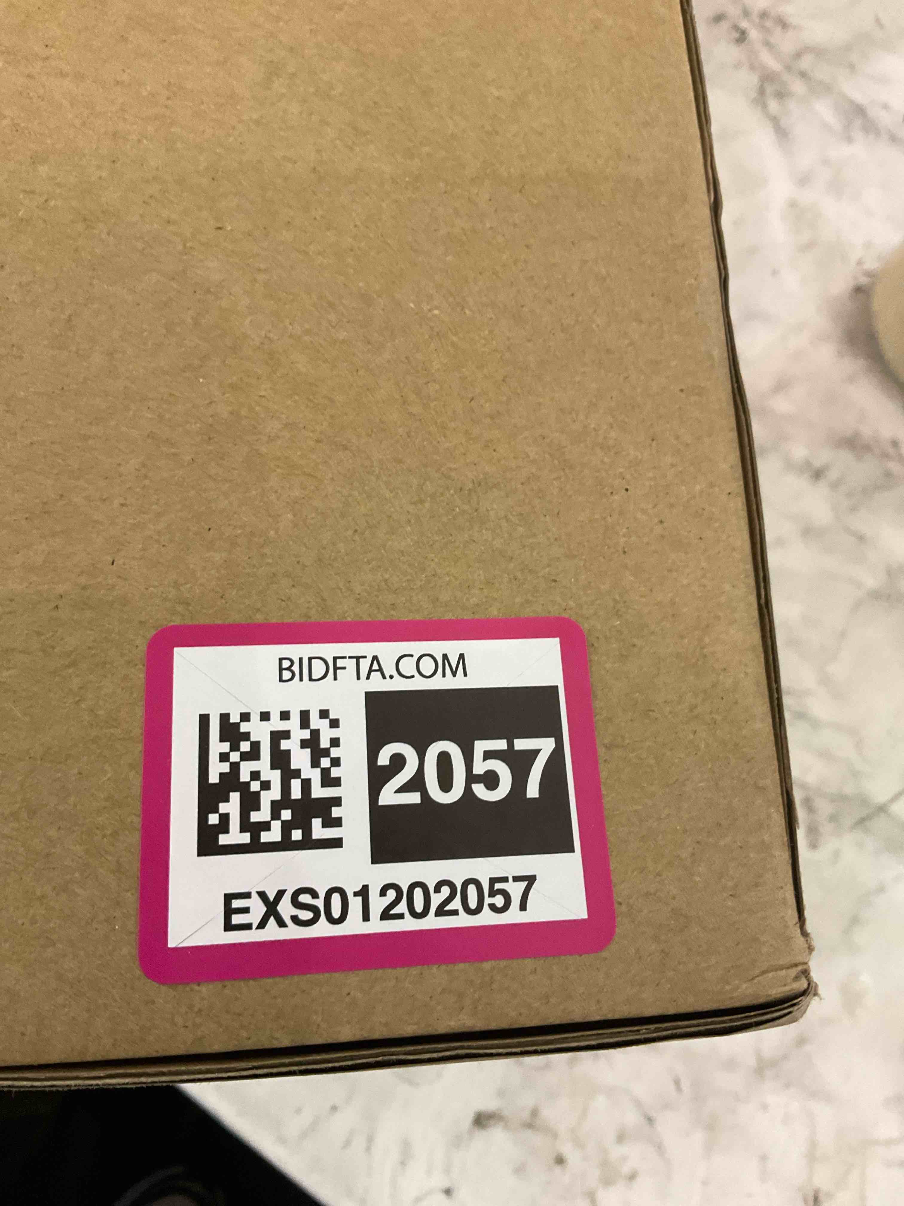 https://s3.amazonaws.com/lotting-images-prod/BargainHunt/EXS01202057_1712681730167.jpeg