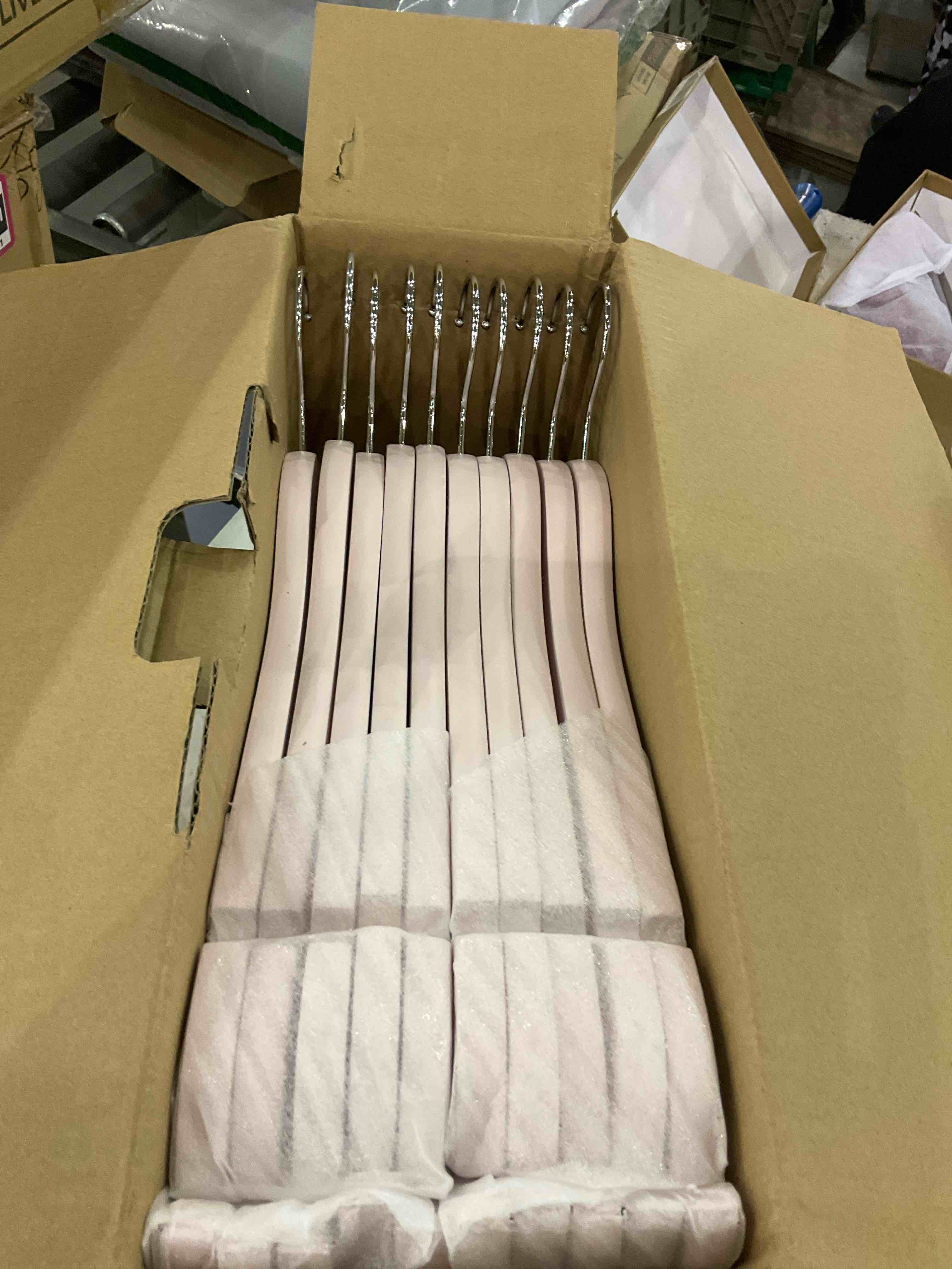 https://s3.amazonaws.com/lotting-images-prod/BargainHunt/EXS01202120_1712749306468.jpeg