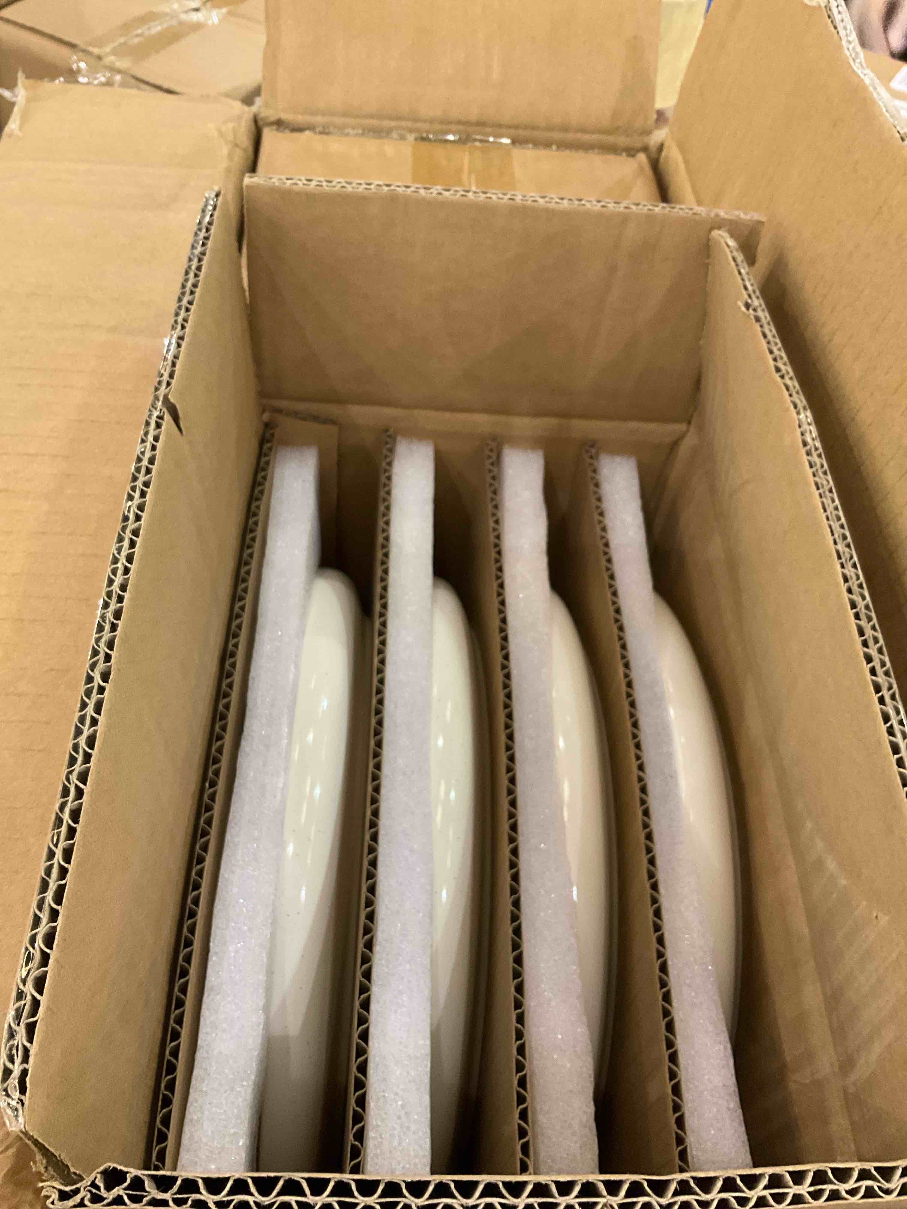 https://s3.amazonaws.com/lotting-images-prod/BargainHunt/EXS01202208_1712761819323.jpeg