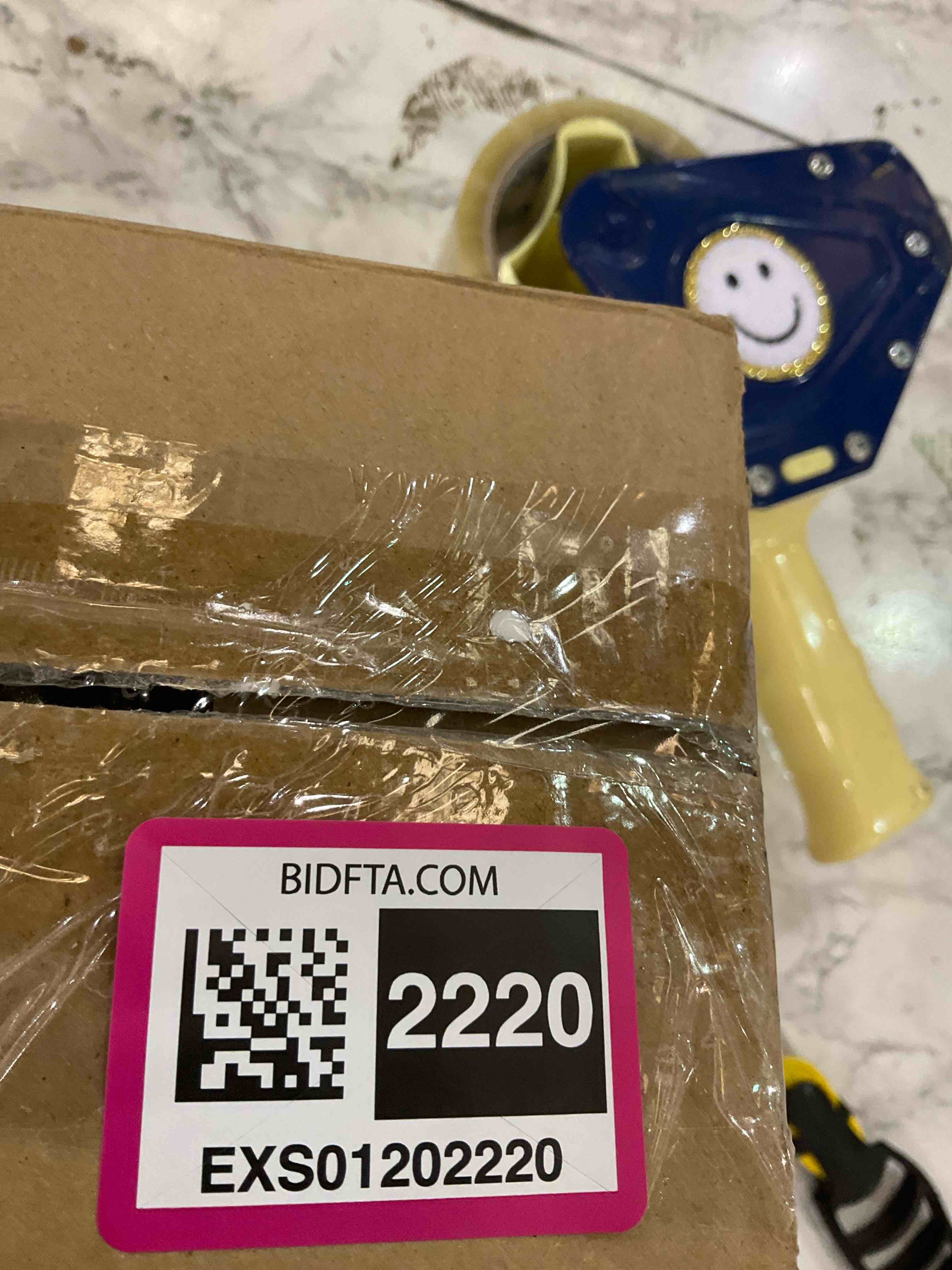 https://s3.amazonaws.com/lotting-images-prod/BargainHunt/EXS01202220_1712763699566.jpeg