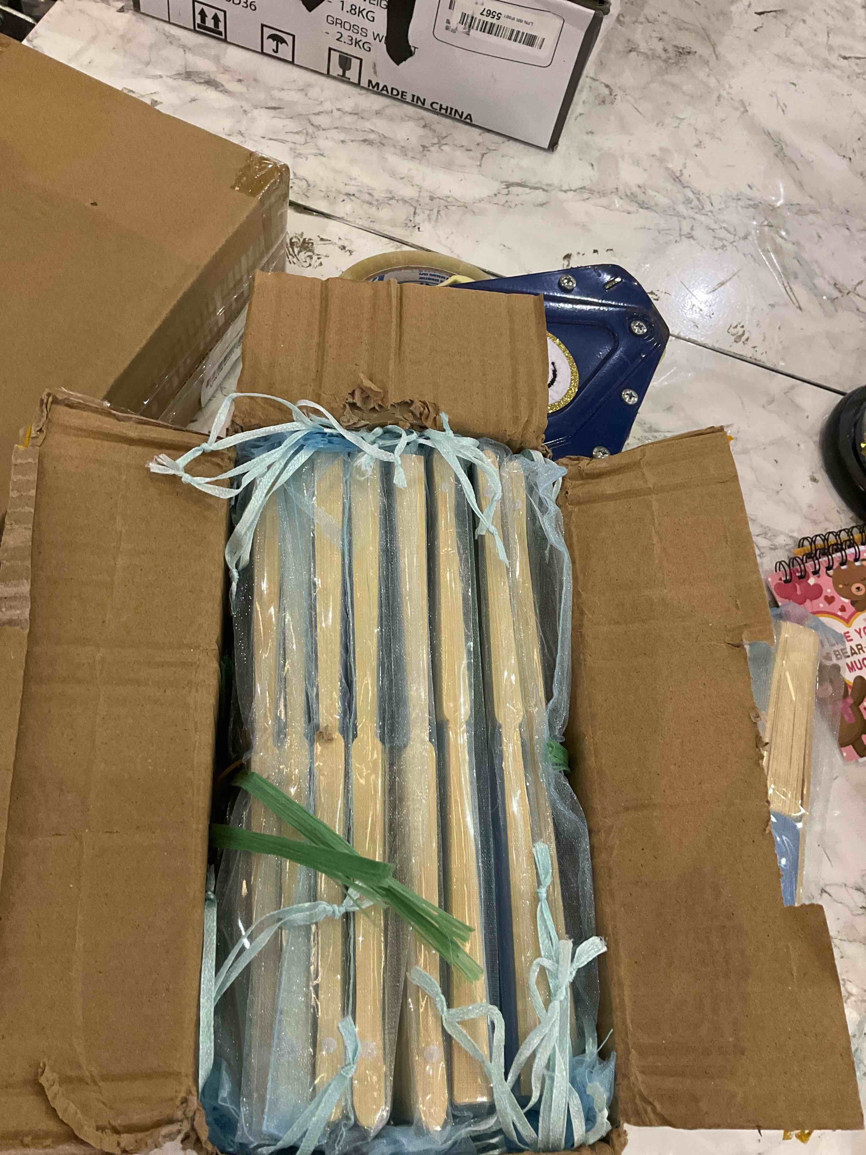 https://s3.amazonaws.com/lotting-images-prod/BargainHunt/EXS01202224_1712764434029.jpeg