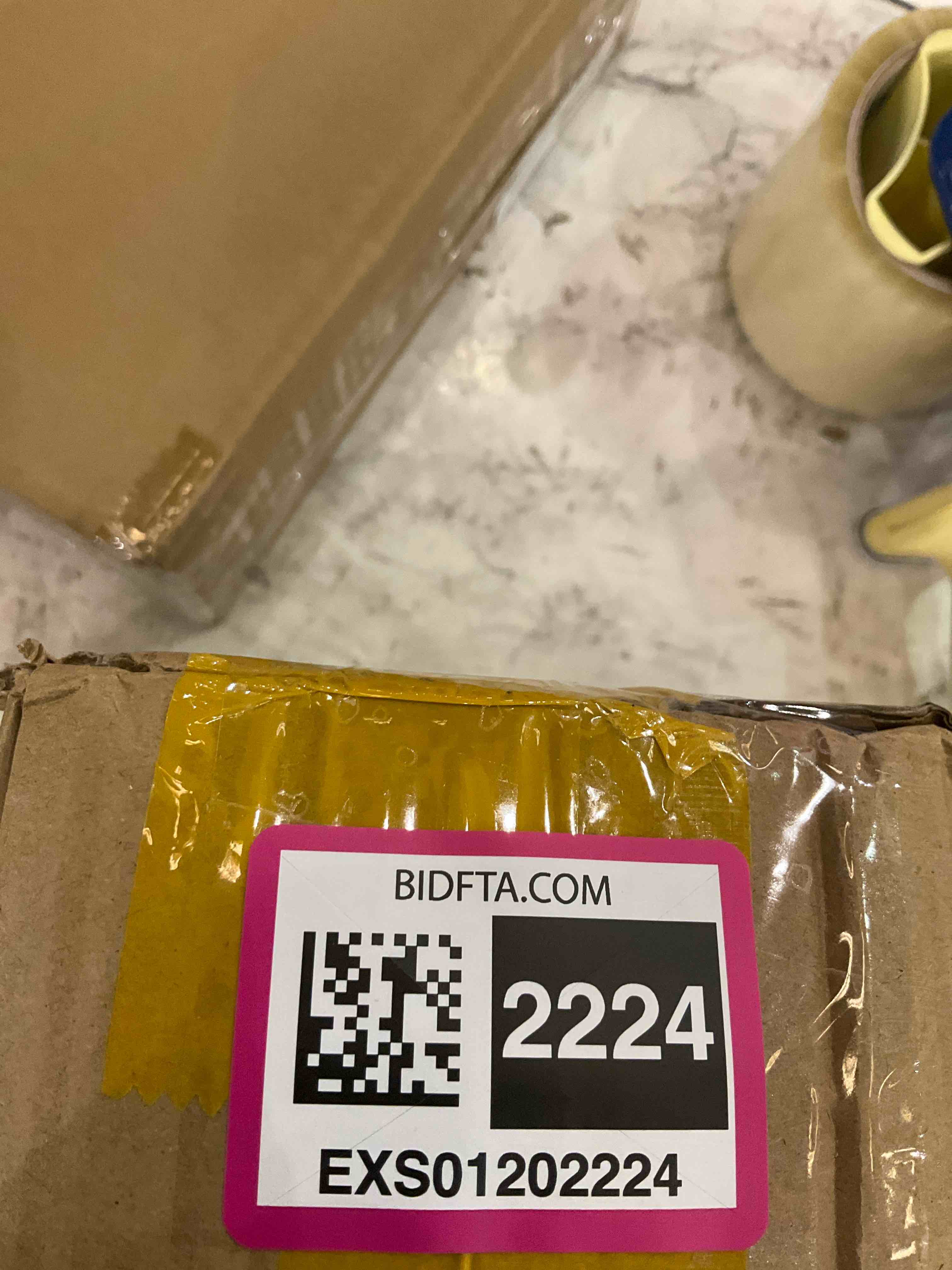 https://s3.amazonaws.com/lotting-images-prod/BargainHunt/EXS01202224_1712764459622.jpeg