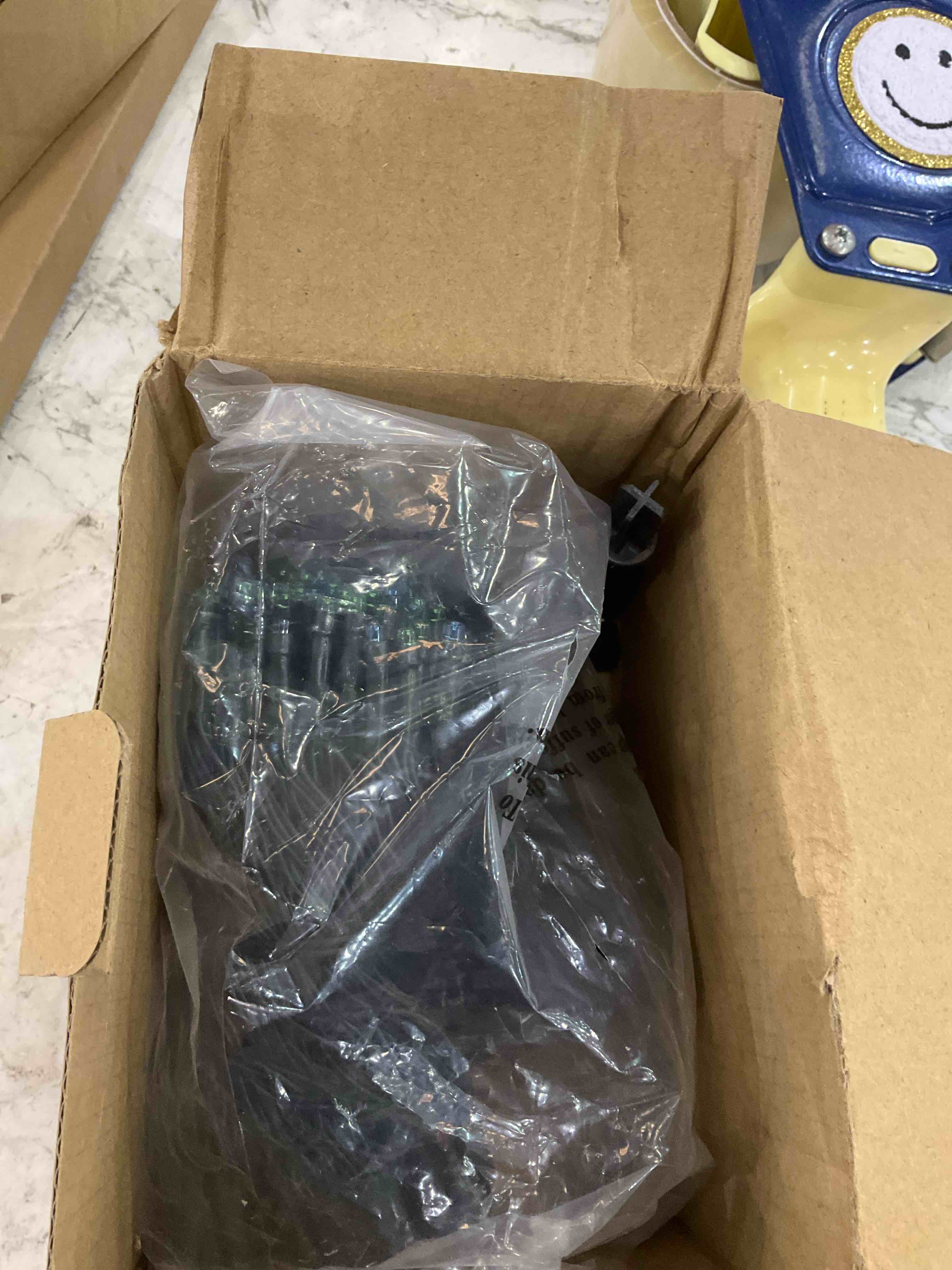 https://s3.amazonaws.com/lotting-images-prod/BargainHunt/EXS01202249_1712770110538.jpeg