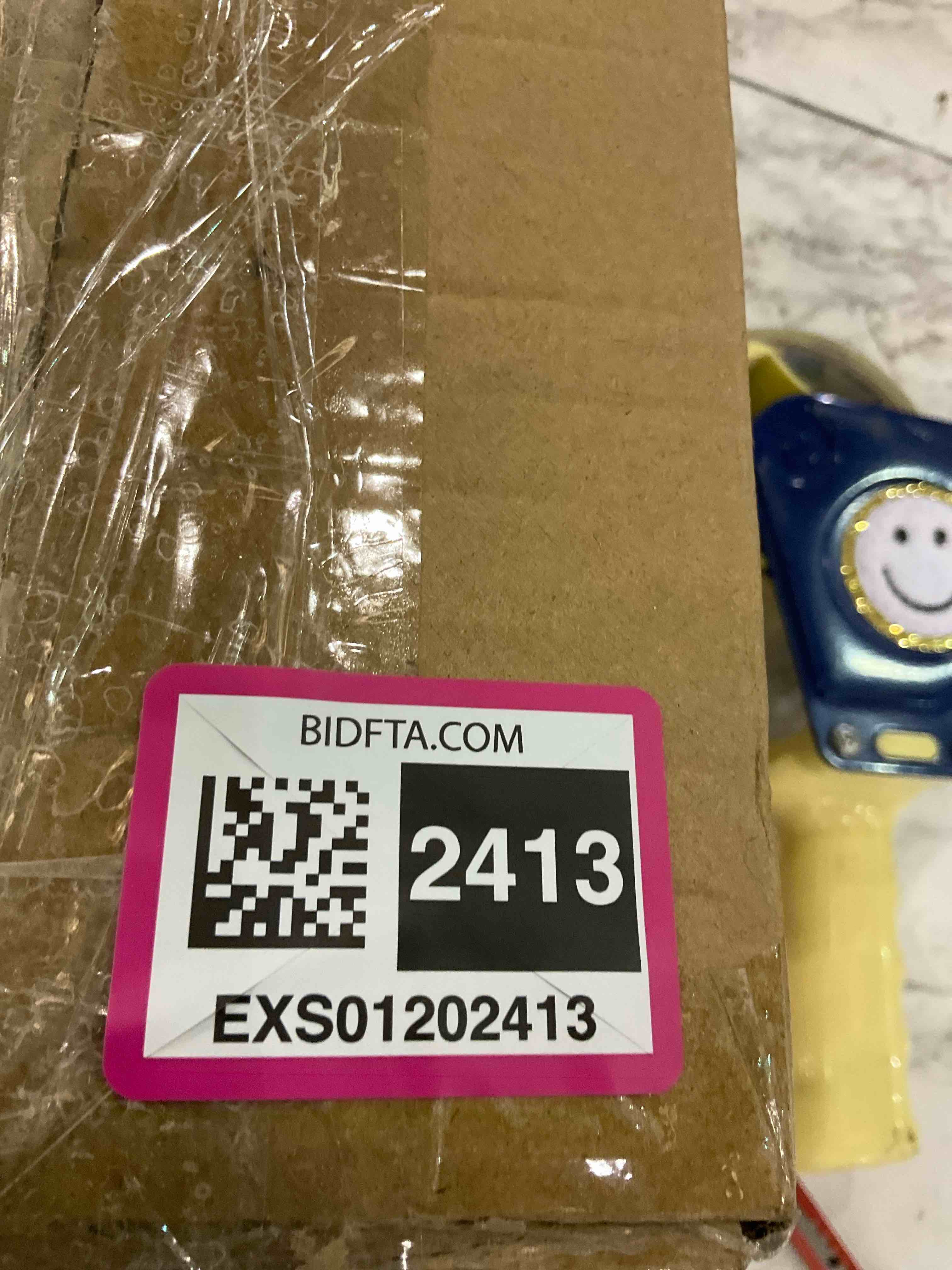 https://s3.amazonaws.com/lotting-images-prod/BargainHunt/EXS01202413_1712859776446.jpeg