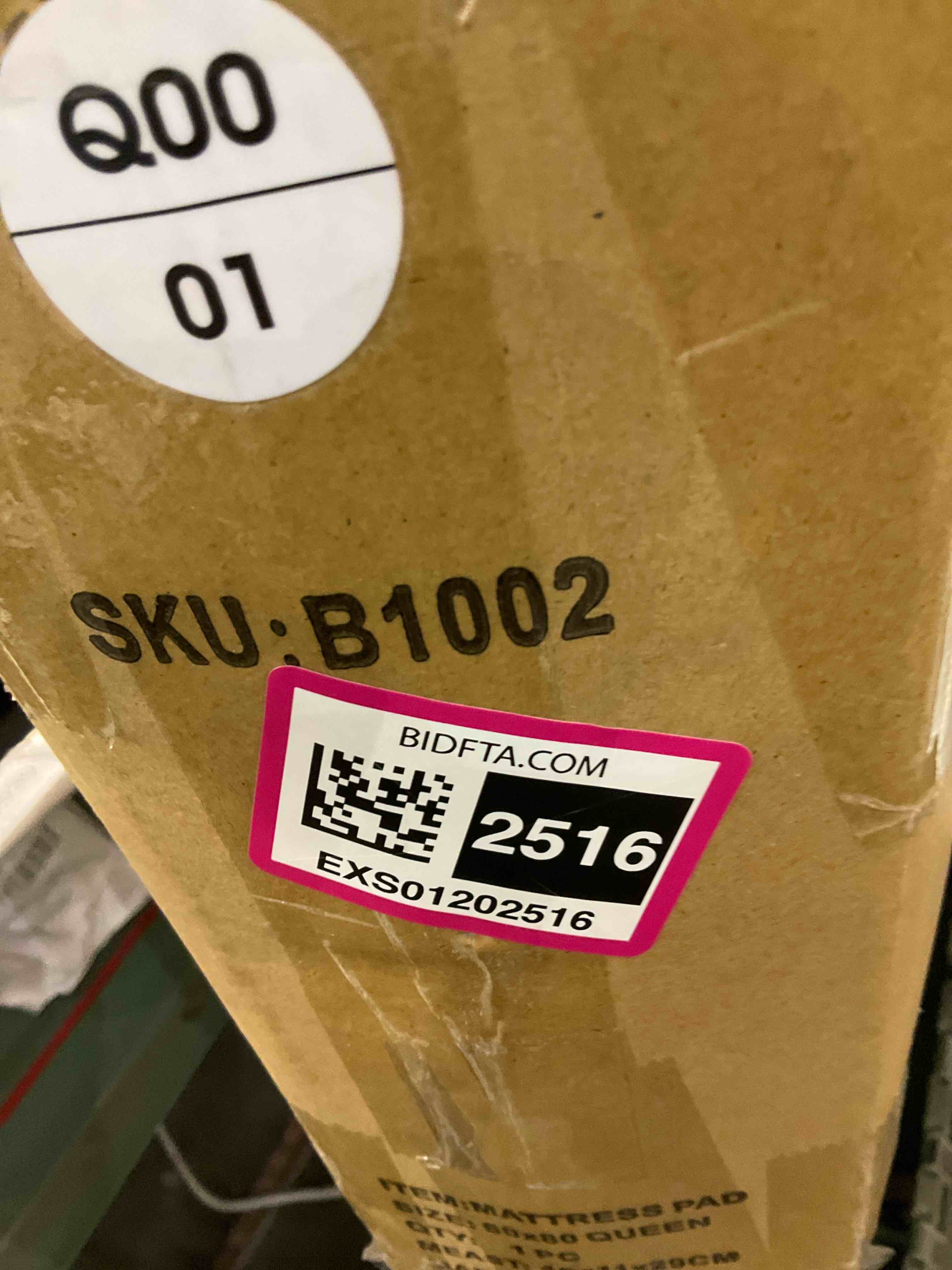 https://s3.amazonaws.com/lotting-images-prod/BargainHunt/EXS01202516_1712760011690.jpeg