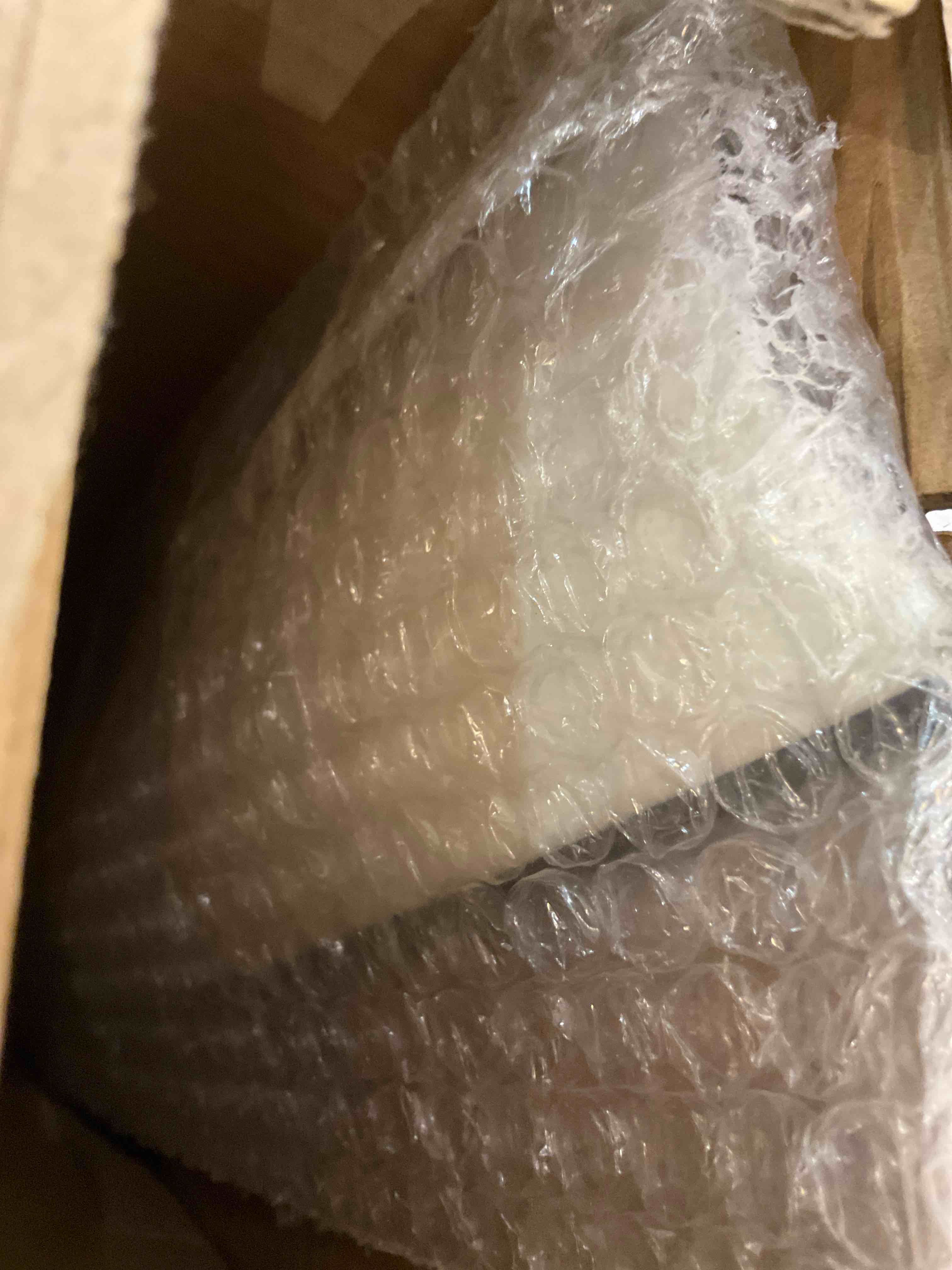 https://s3.amazonaws.com/lotting-images-prod/BargainHunt/EXS01202960_1713287936130.jpeg