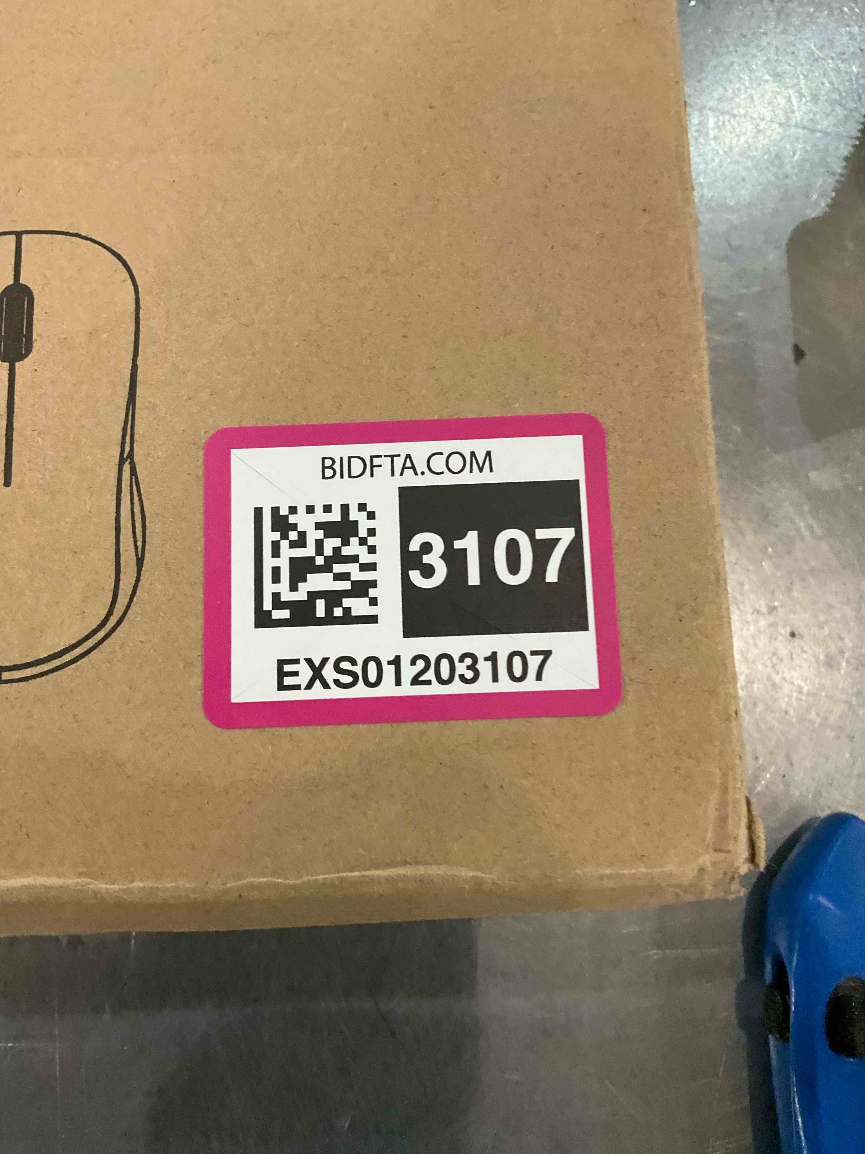 https://s3.amazonaws.com/lotting-images-prod/BargainHunt/EXS01203107_1713180023274.jpeg