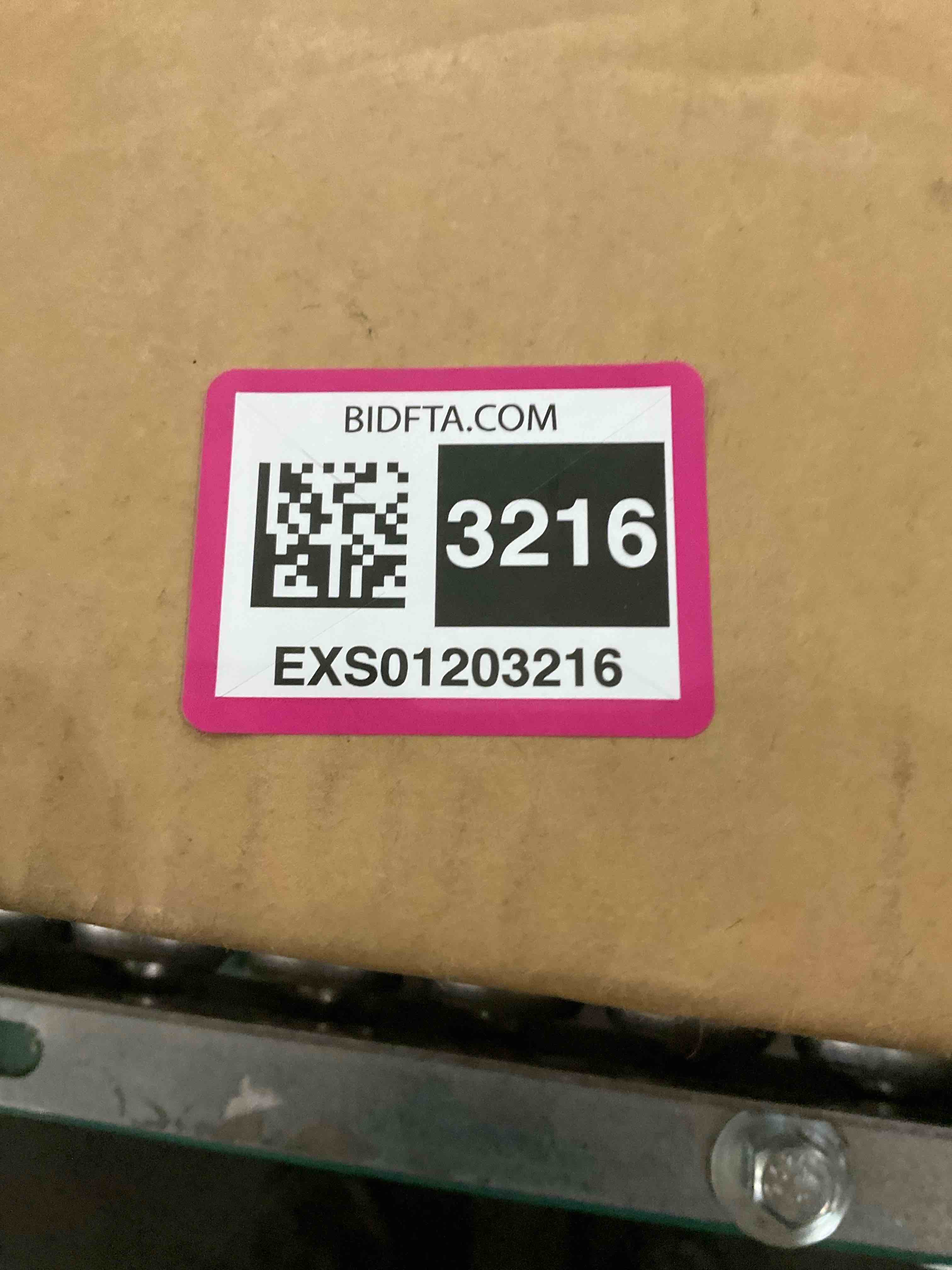 https://s3.amazonaws.com/lotting-images-prod/BargainHunt/EXS01203216_1713269382969.jpeg