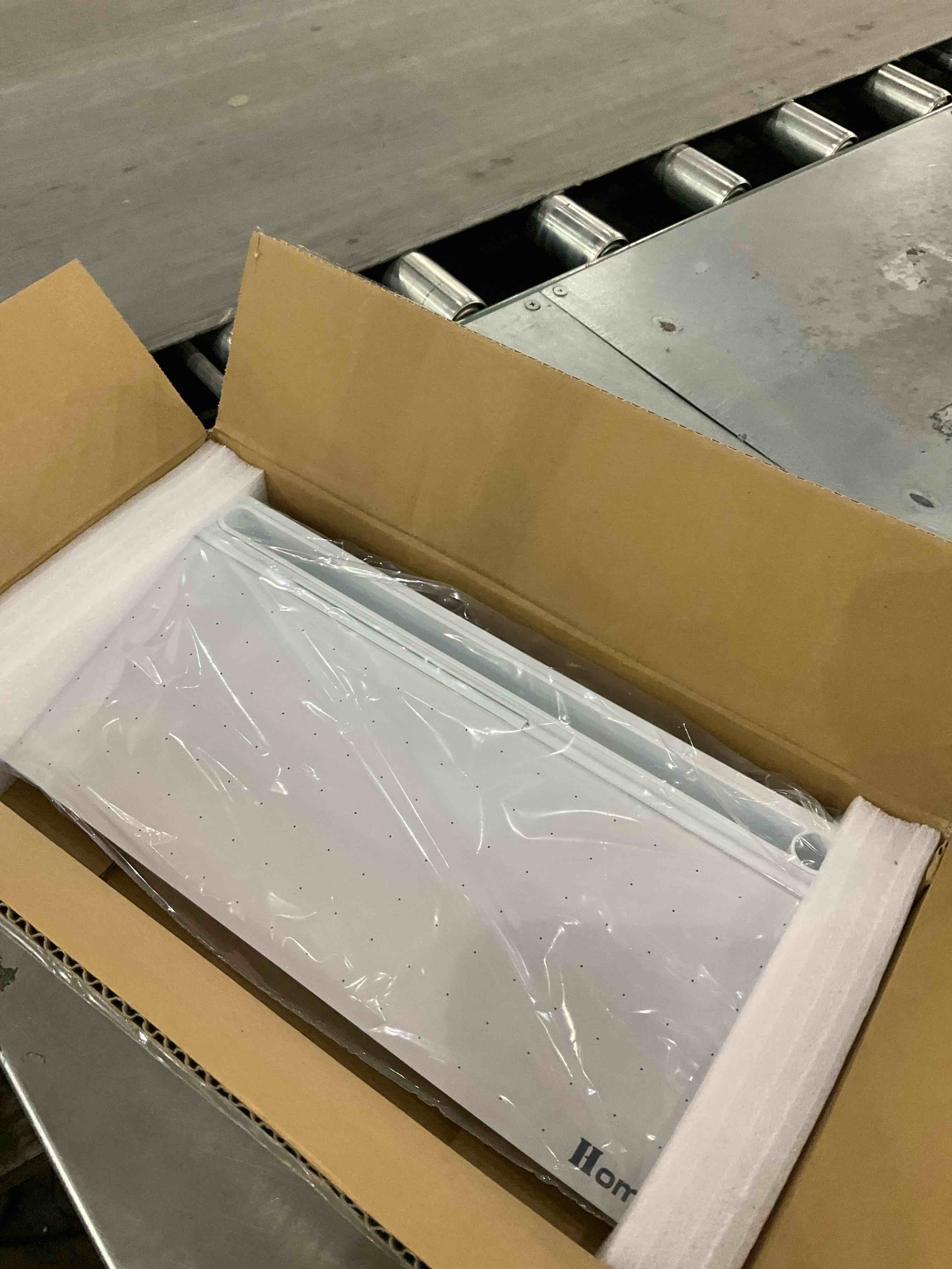 https://s3.amazonaws.com/lotting-images-prod/BargainHunt/EXS01203257_1713354558057.jpeg