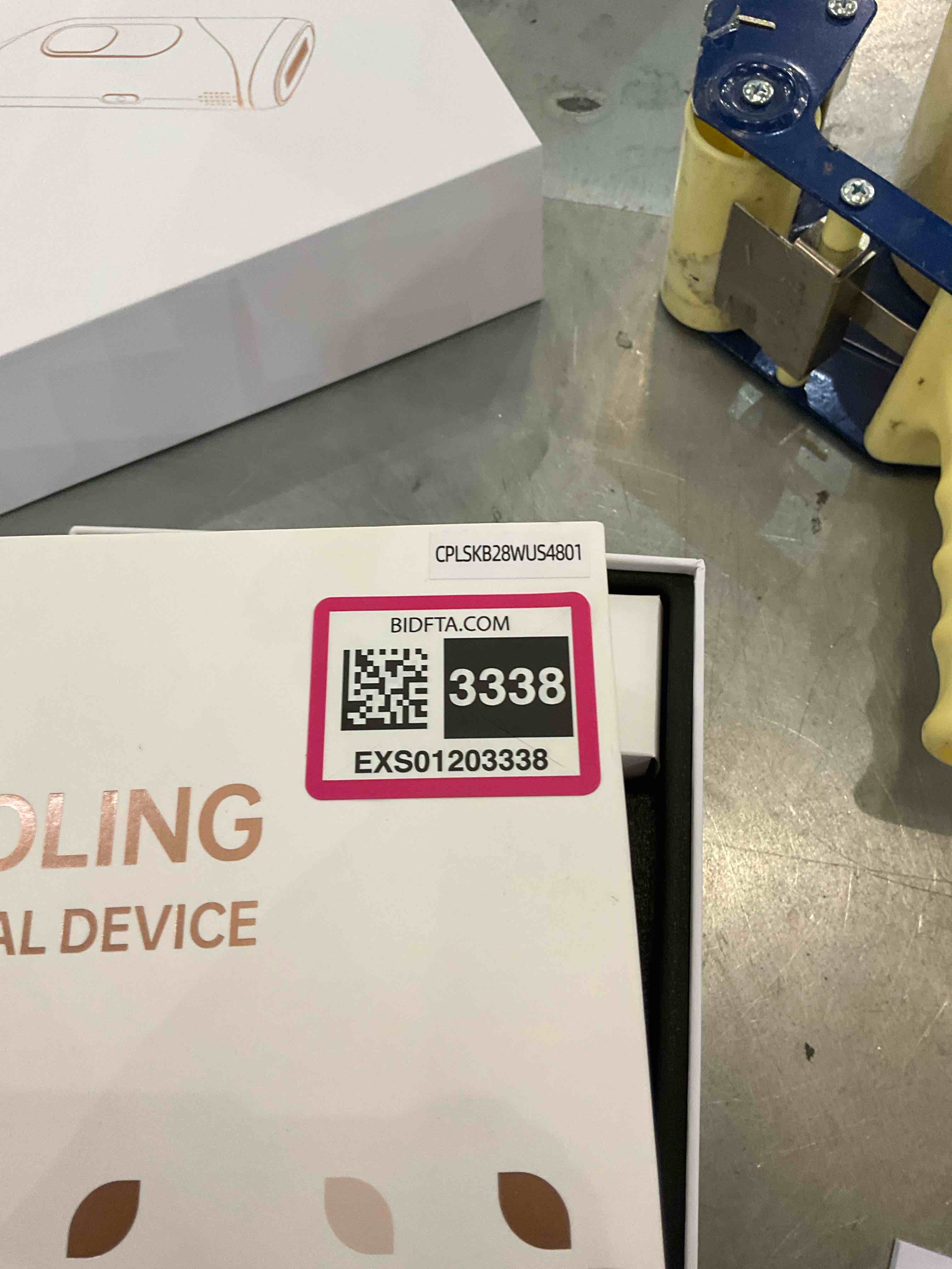 https://s3.amazonaws.com/lotting-images-prod/BargainHunt/EXS01203338_1713374149955.jpeg