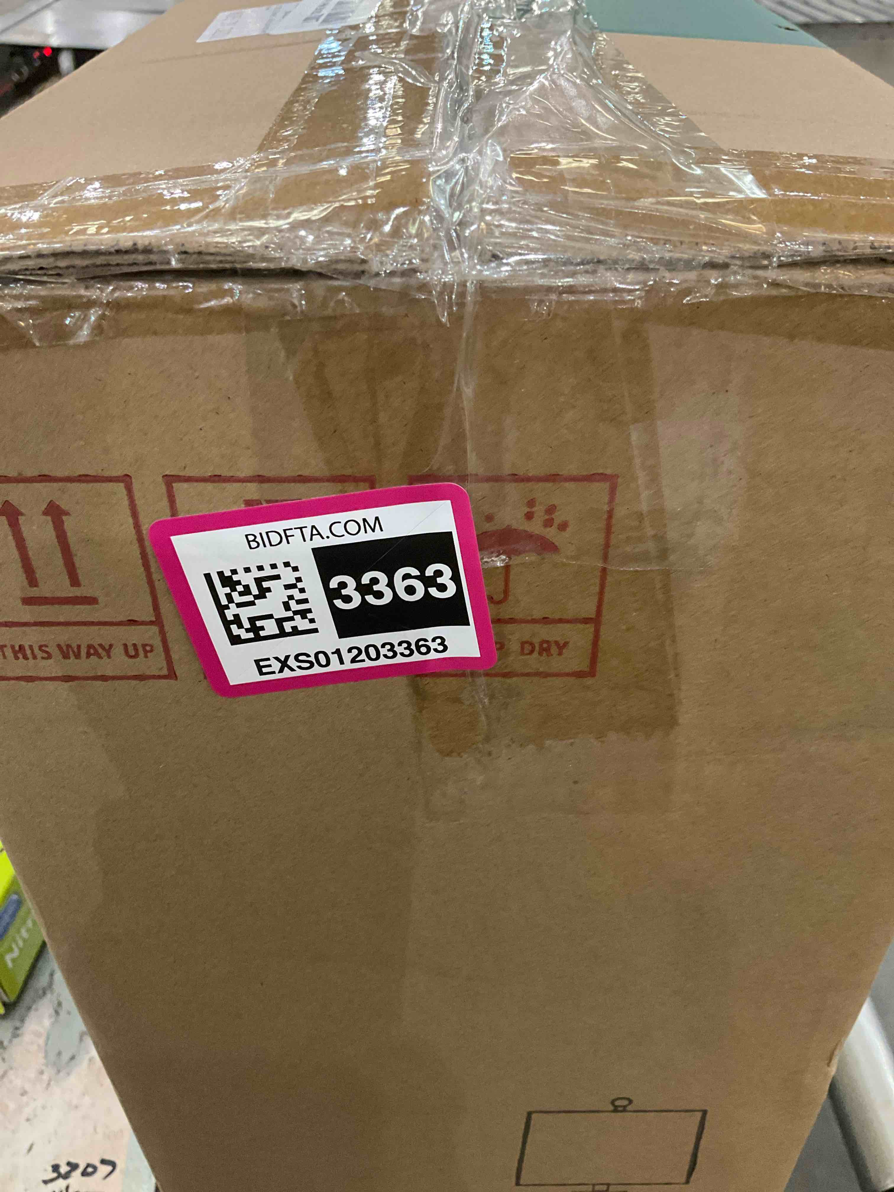 https://s3.amazonaws.com/lotting-images-prod/BargainHunt/EXS01203363_1714415678968.jpeg