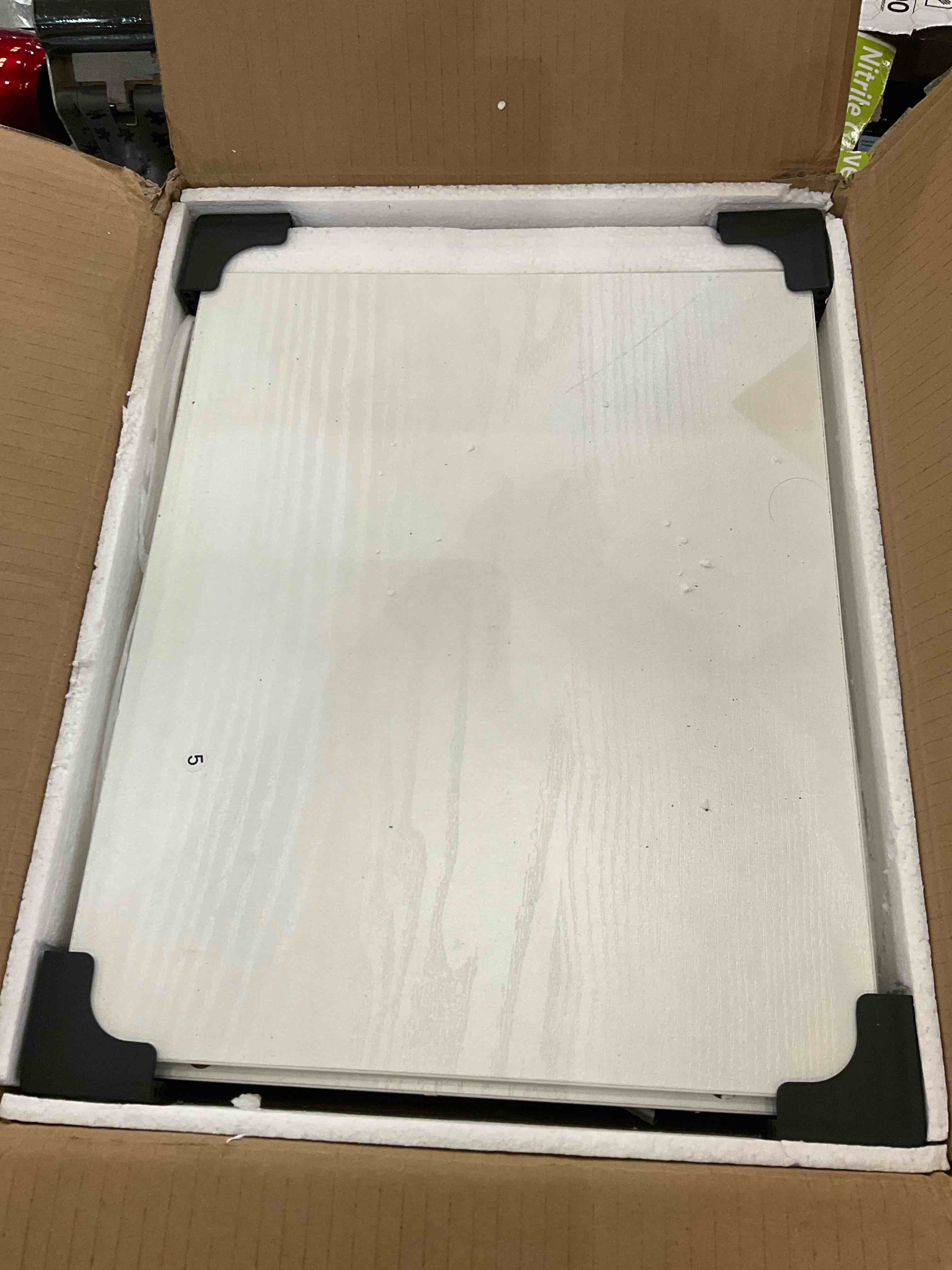 https://s3.amazonaws.com/lotting-images-prod/BargainHunt/EXS01203366_1714415876966.jpeg