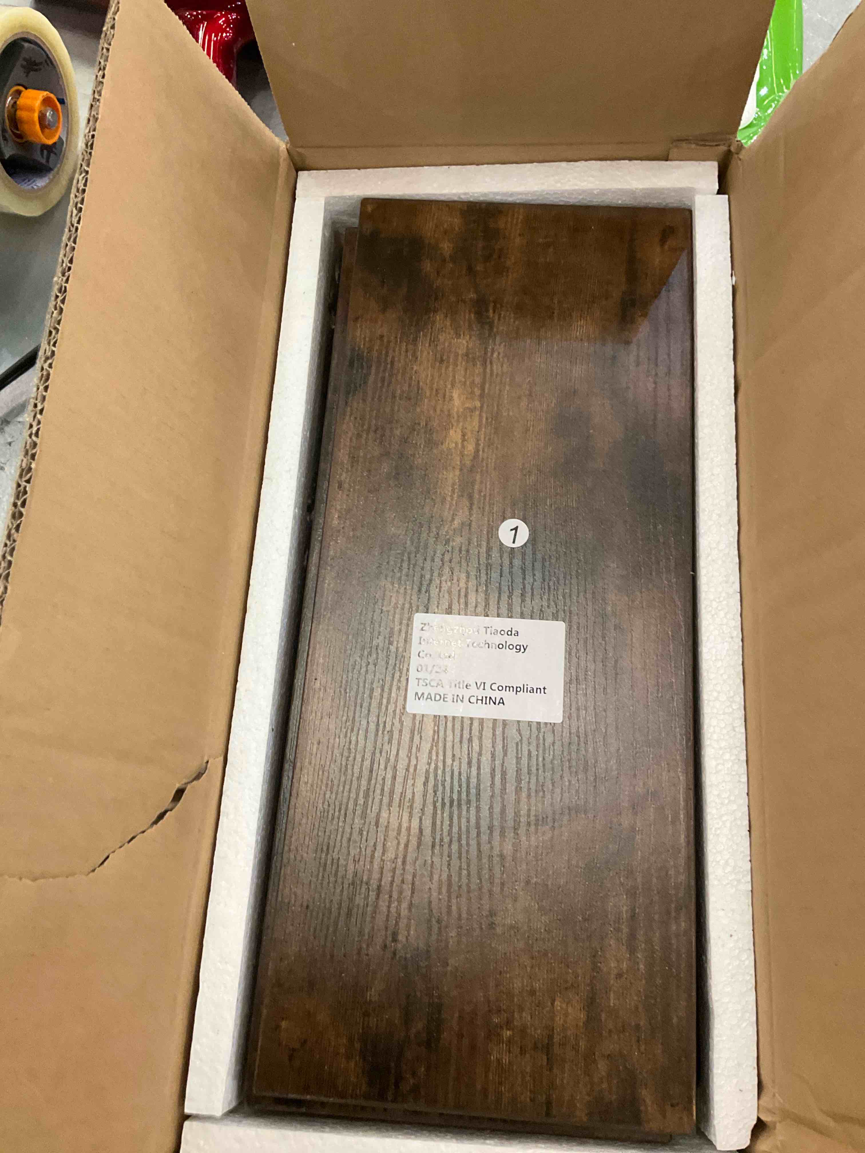 https://s3.amazonaws.com/lotting-images-prod/BargainHunt/EXS01203367_1714415999804.jpeg