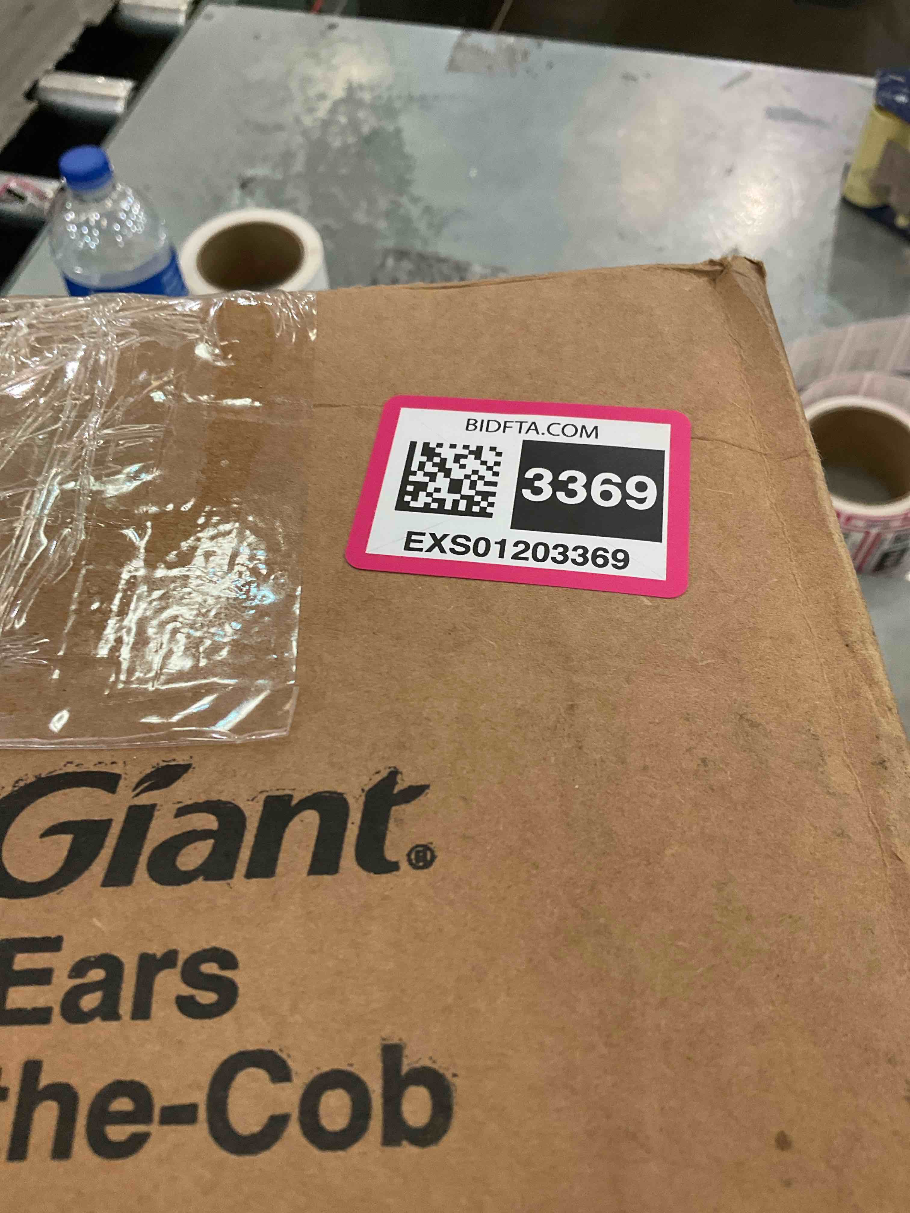 https://s3.amazonaws.com/lotting-images-prod/BargainHunt/EXS01203369_1714416101457.jpeg