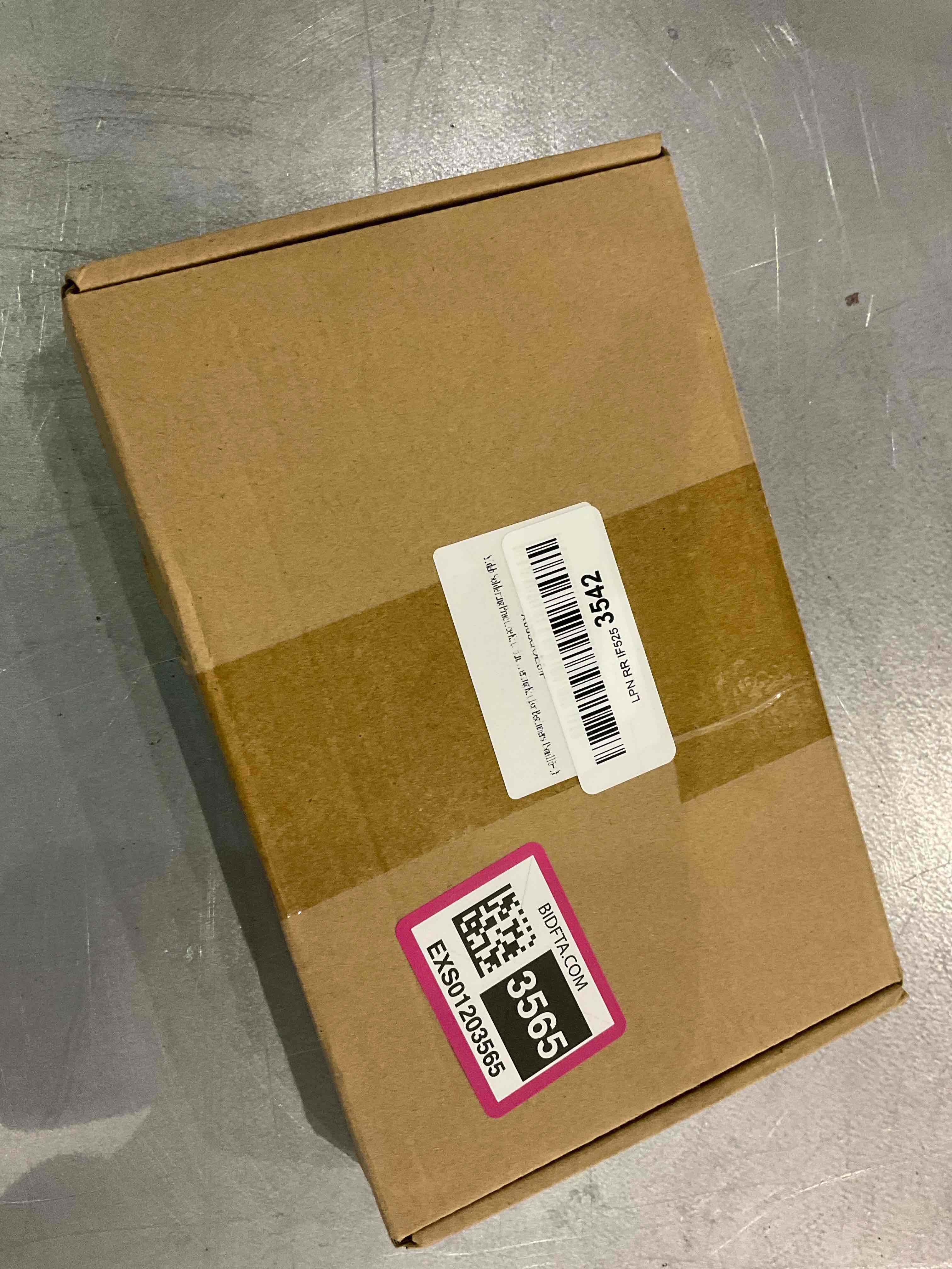 https://s3.amazonaws.com/lotting-images-prod/BargainHunt/EXS01203565_1712751484472.jpeg