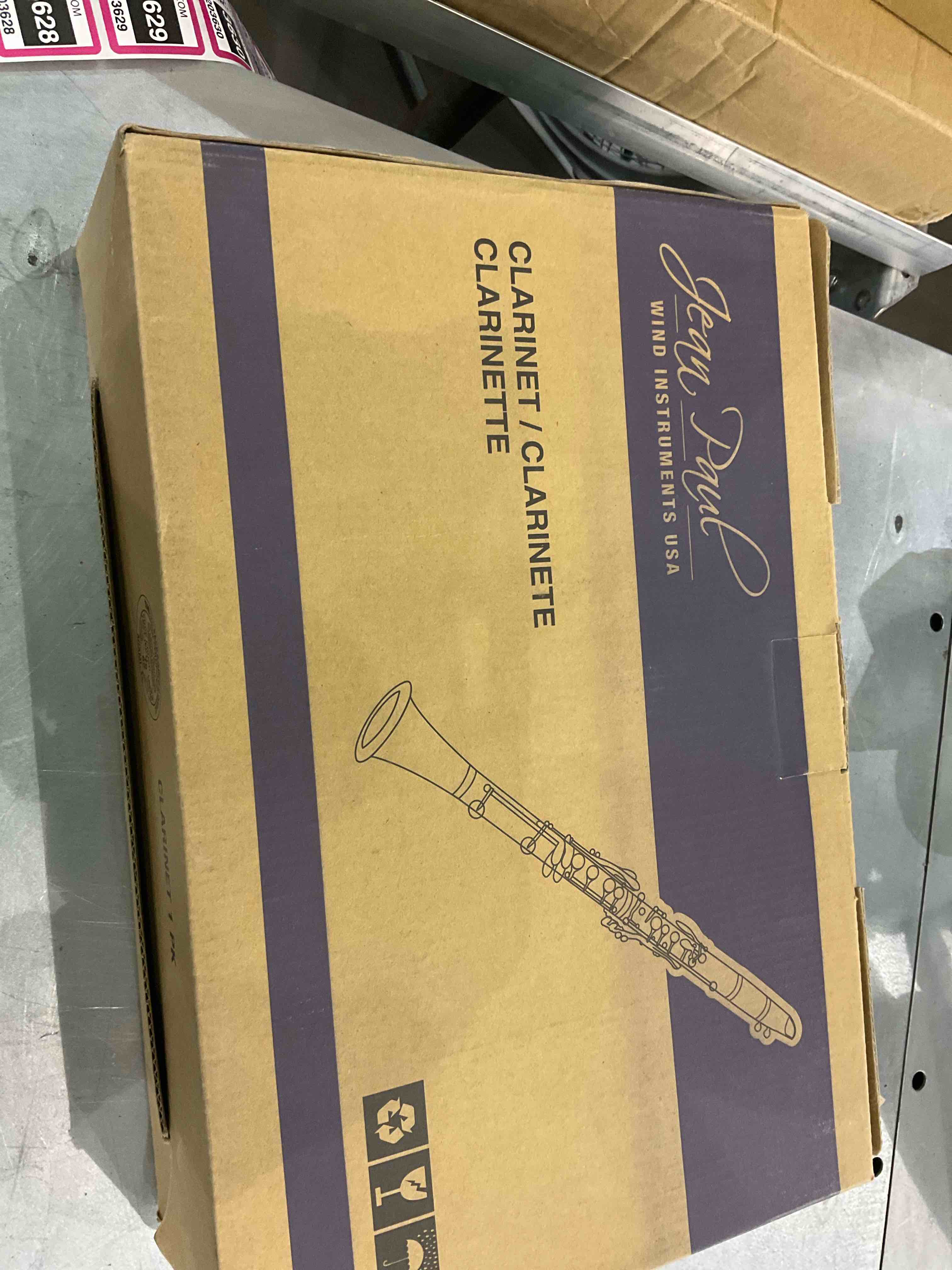 https://s3.amazonaws.com/lotting-images-prod/BargainHunt/EXS01203622_1712835208181.jpeg