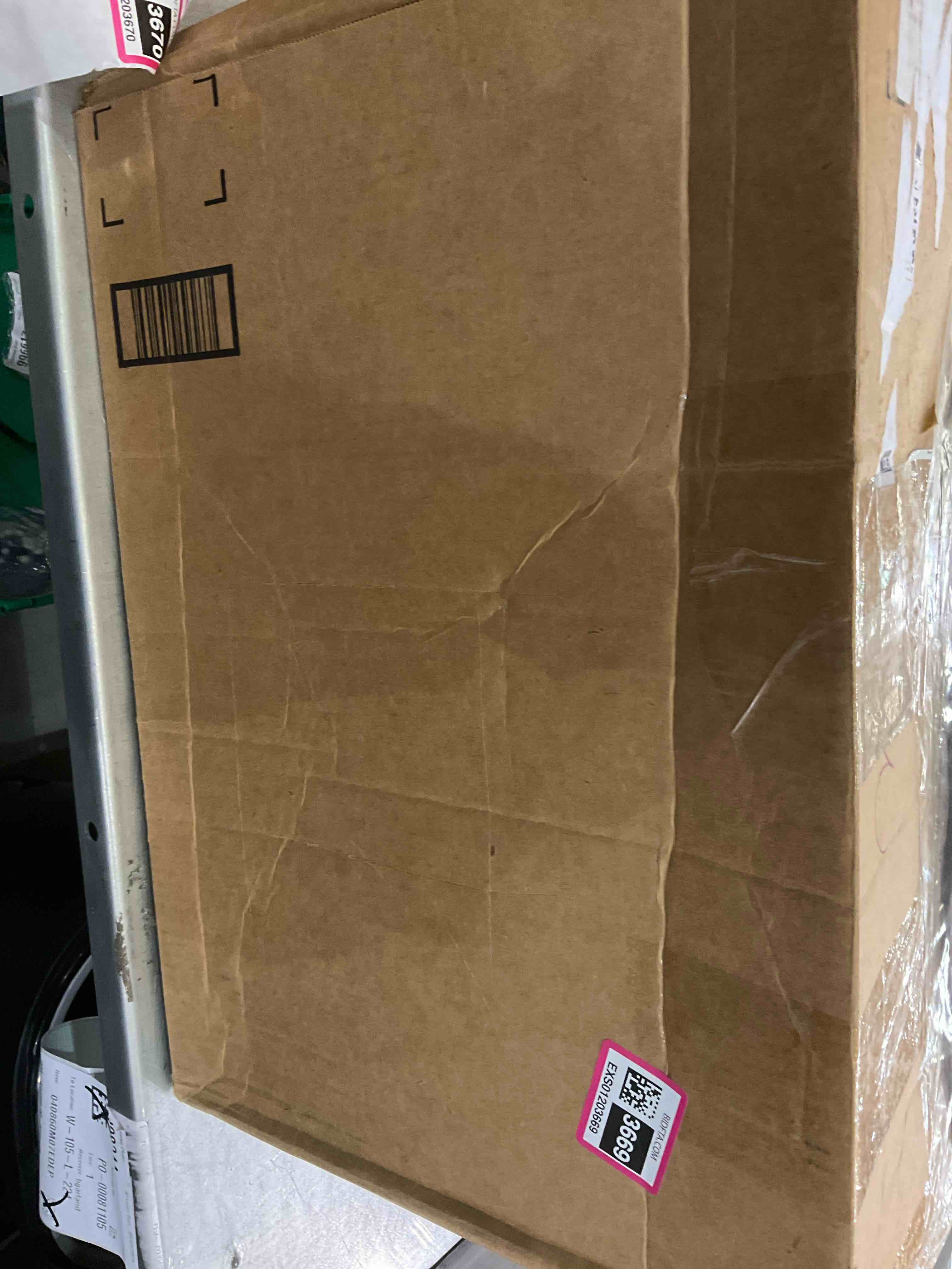 https://s3.amazonaws.com/lotting-images-prod/BargainHunt/EXS01203669_1712848428233.jpeg