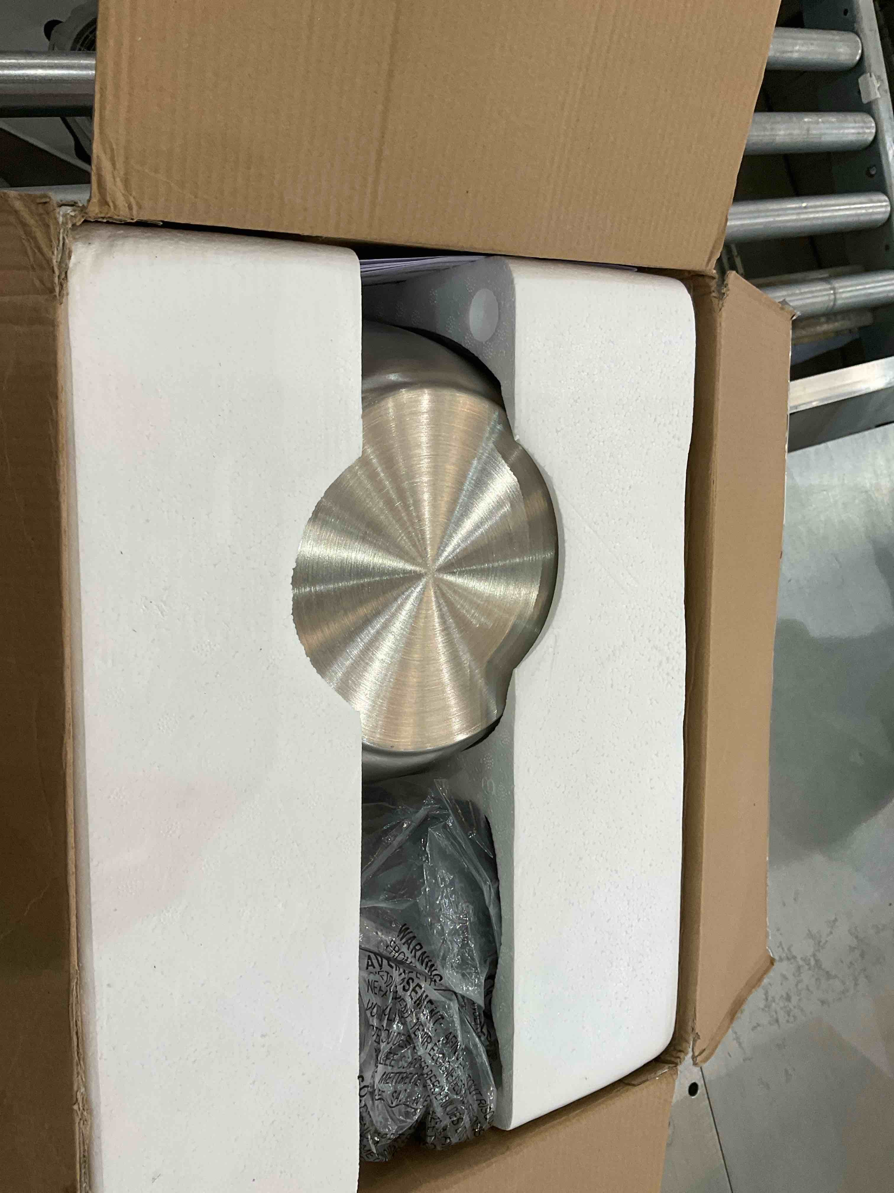 https://s3.amazonaws.com/lotting-images-prod/BargainHunt/EXS01203691_1712856793470.jpeg
