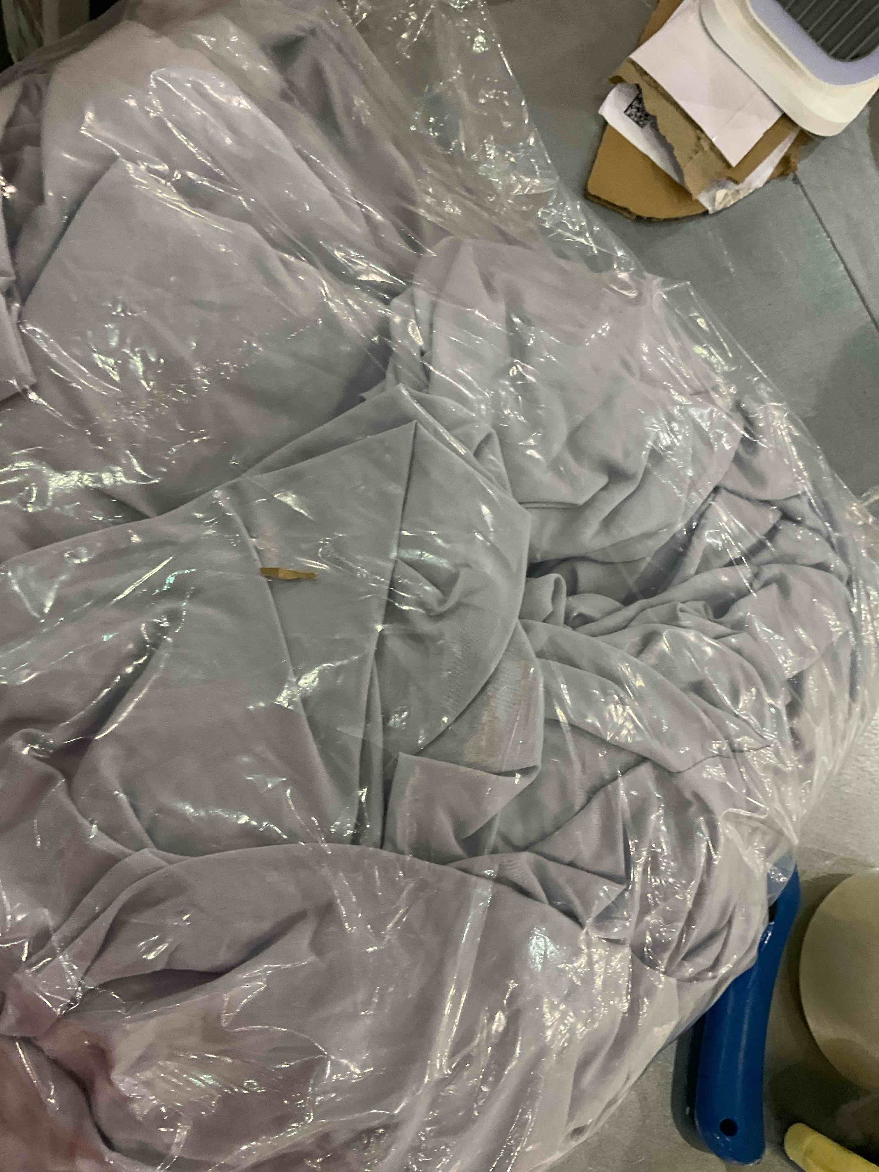 https://s3.amazonaws.com/lotting-images-prod/BargainHunt/EXS01203734_1713538494873.jpeg