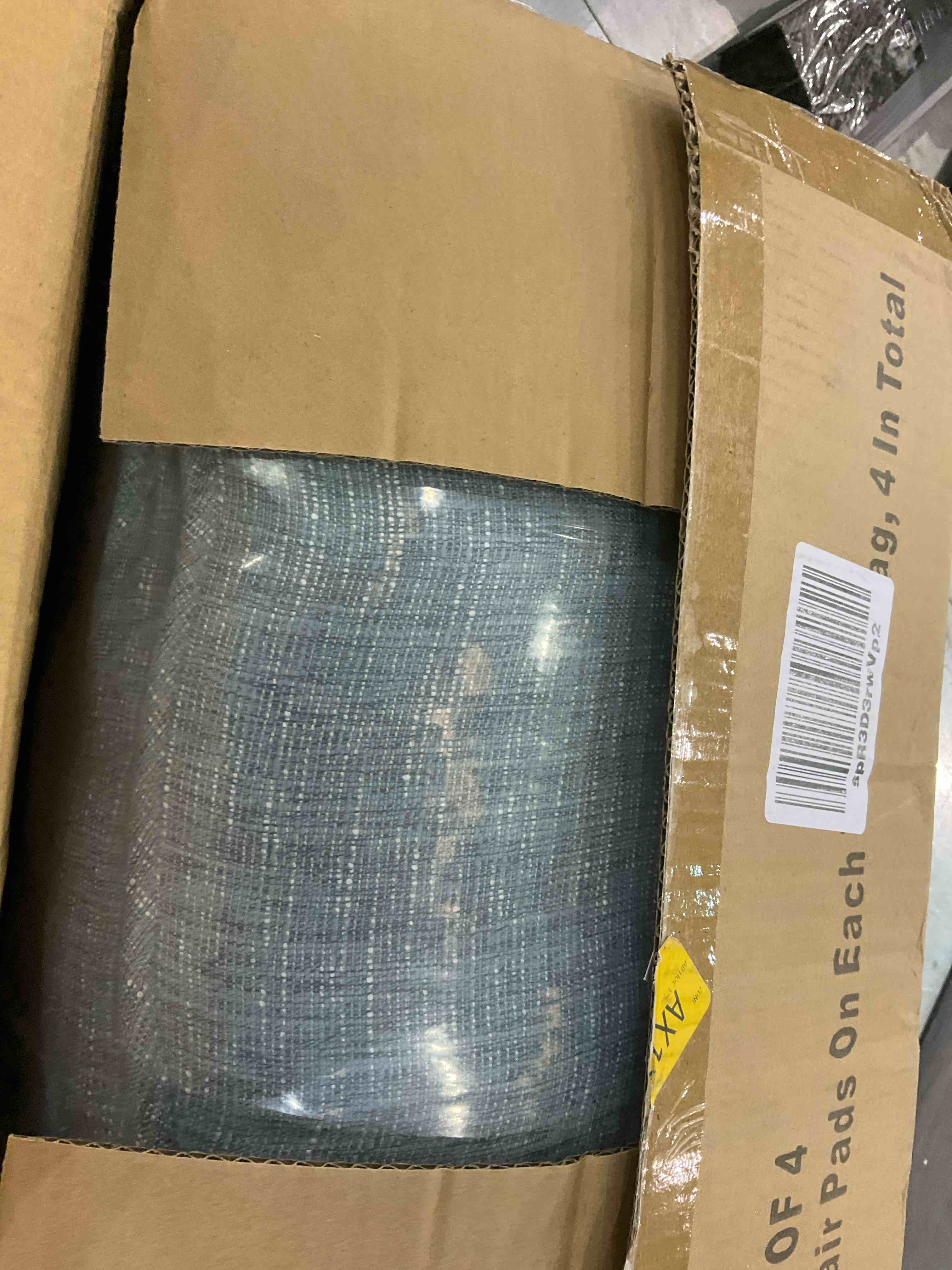 https://s3.amazonaws.com/lotting-images-prod/BargainHunt/EXS01203738_1713540134263.jpeg