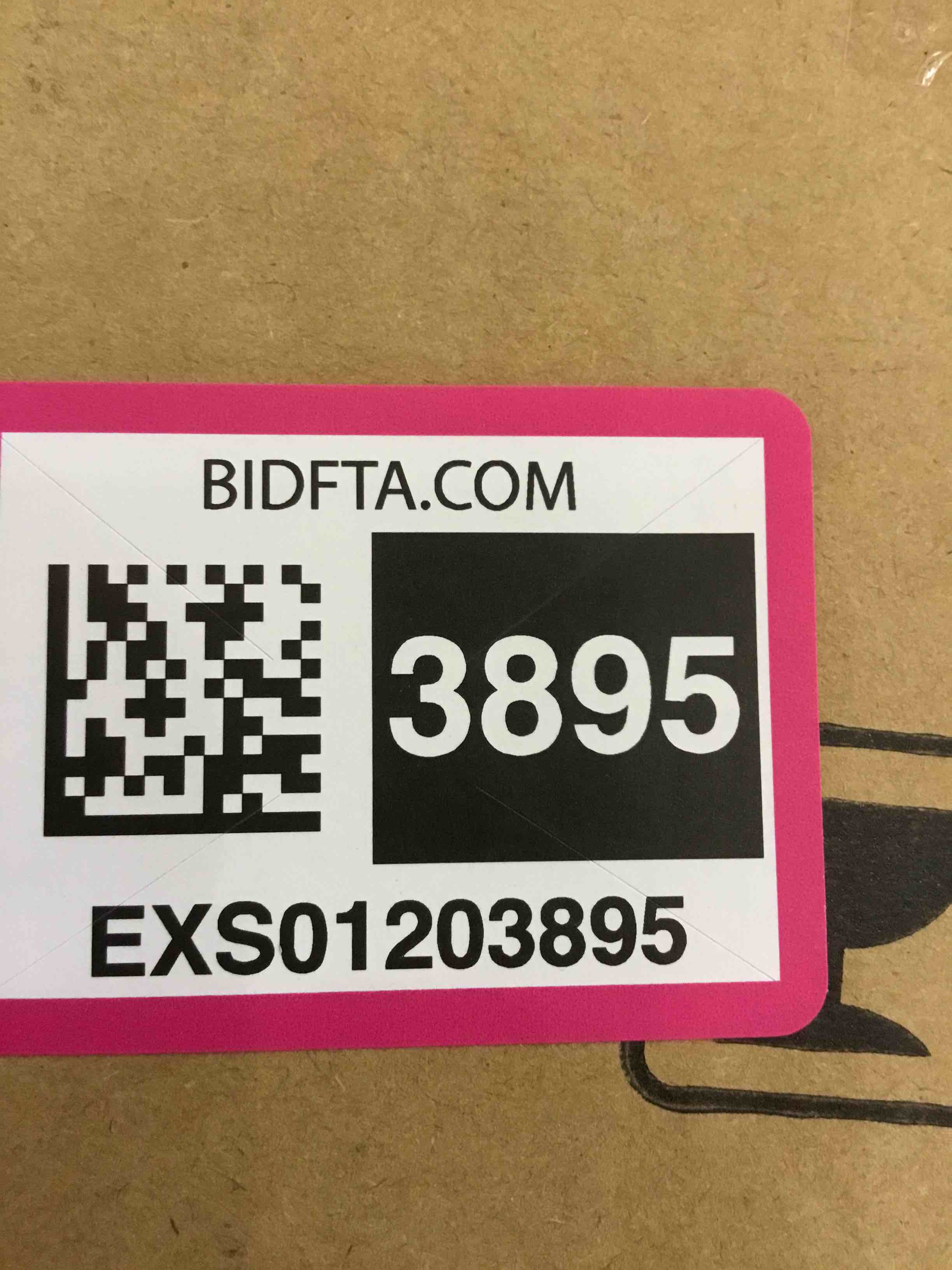 https://s3.amazonaws.com/lotting-images-prod/BargainHunt/EXS01203895_1714418055094.jpeg