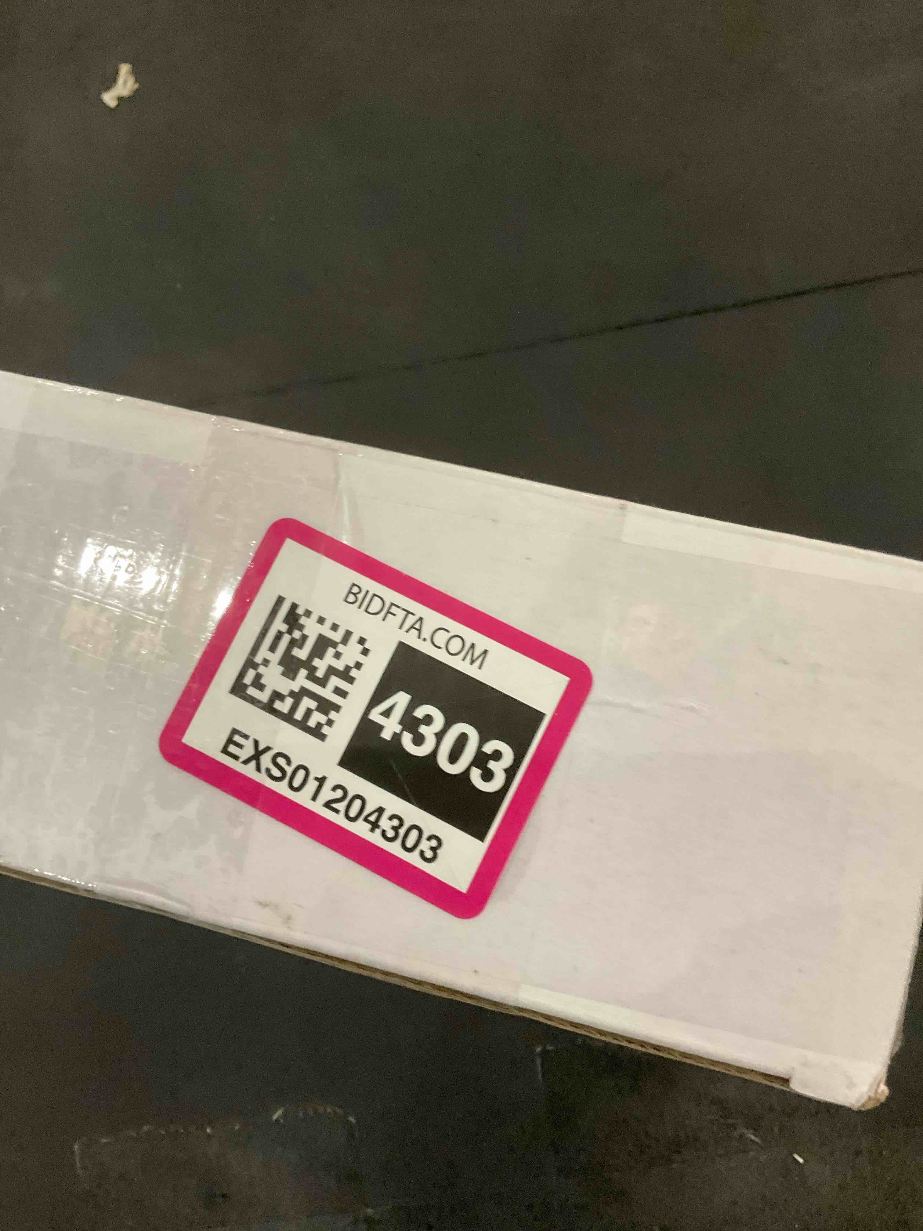 https://s3.amazonaws.com/lotting-images-prod/BargainHunt/EXS01204303_1718278339302.jpeg