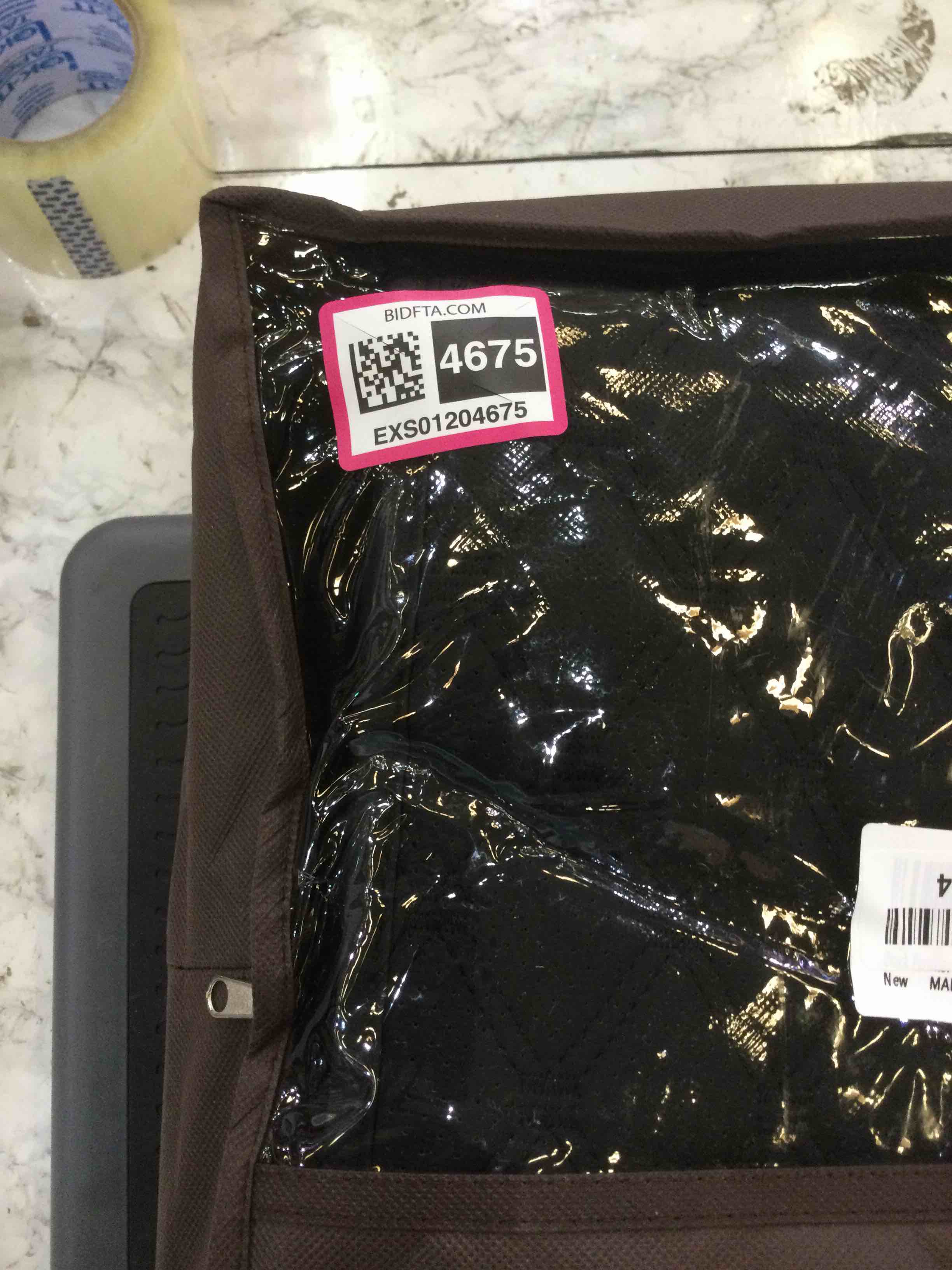 https://s3.amazonaws.com/lotting-images-prod/BargainHunt/EXS01204675_1713206685925.jpeg