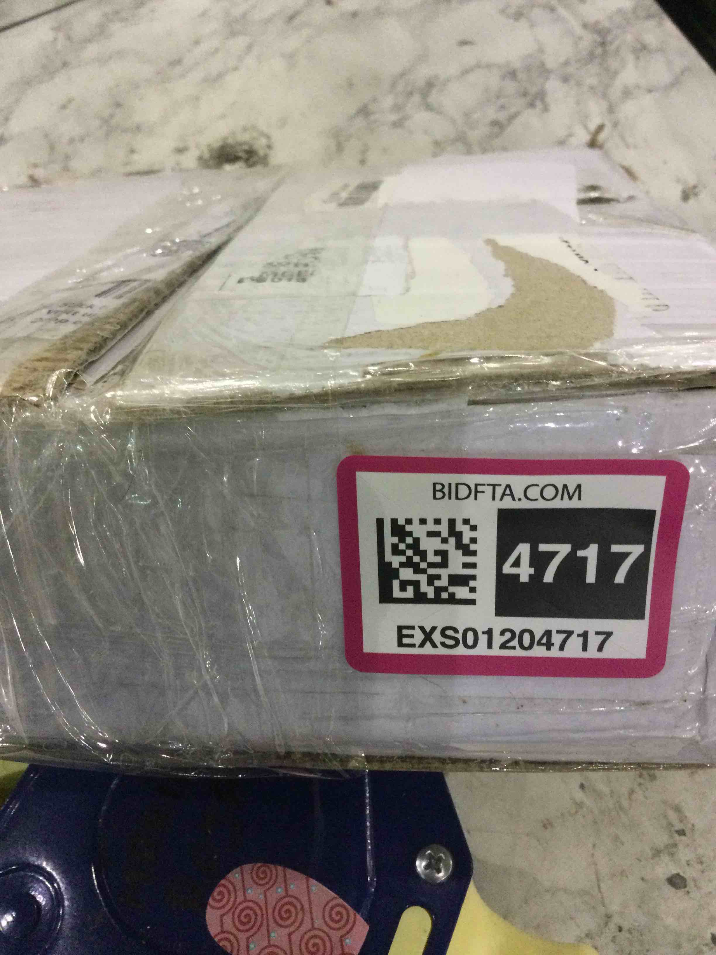 https://s3.amazonaws.com/lotting-images-prod/BargainHunt/EXS01204717_1713352917757.jpeg
