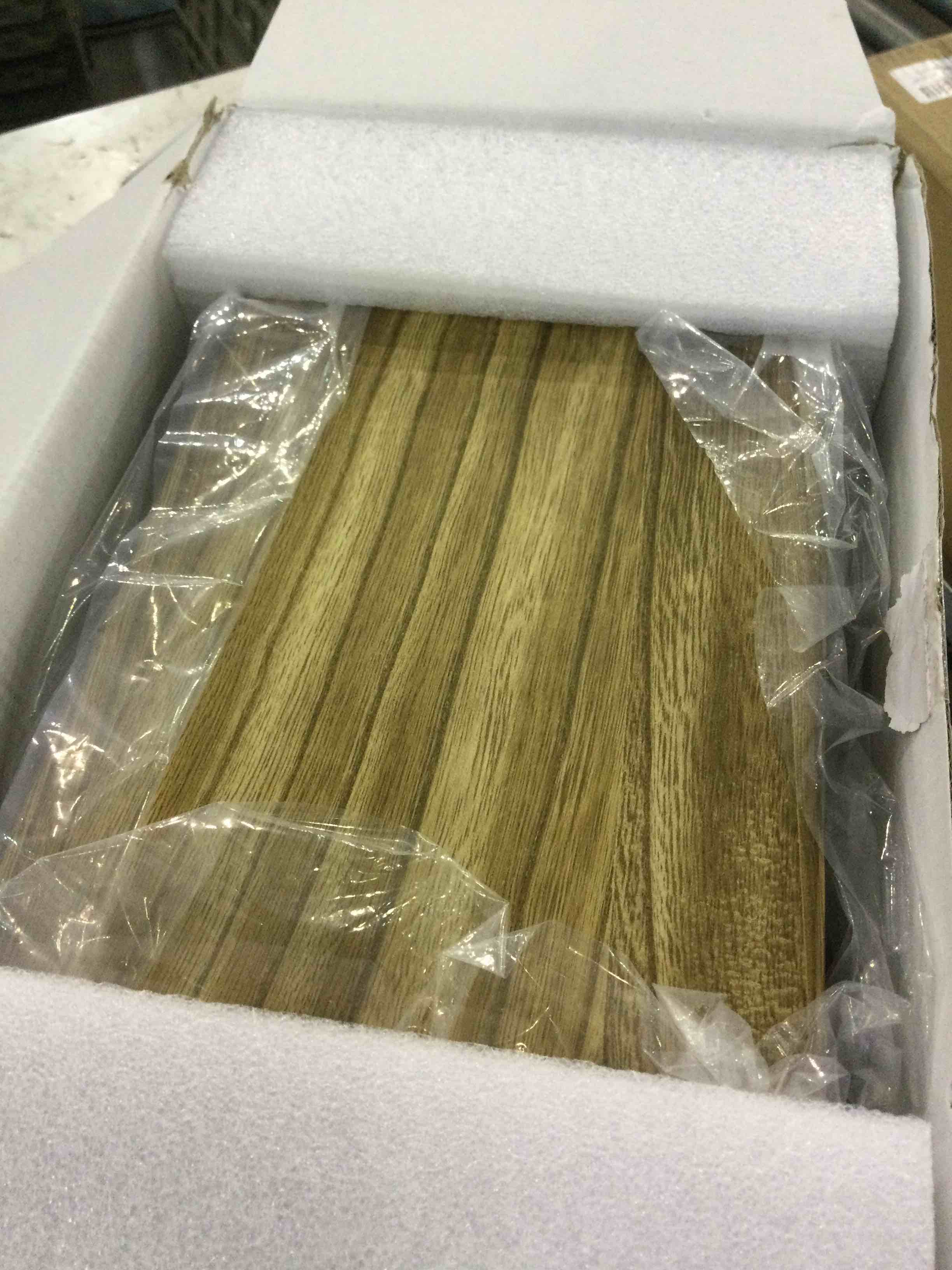 https://s3.amazonaws.com/lotting-images-prod/BargainHunt/EXS01204763_1713357149253.jpeg