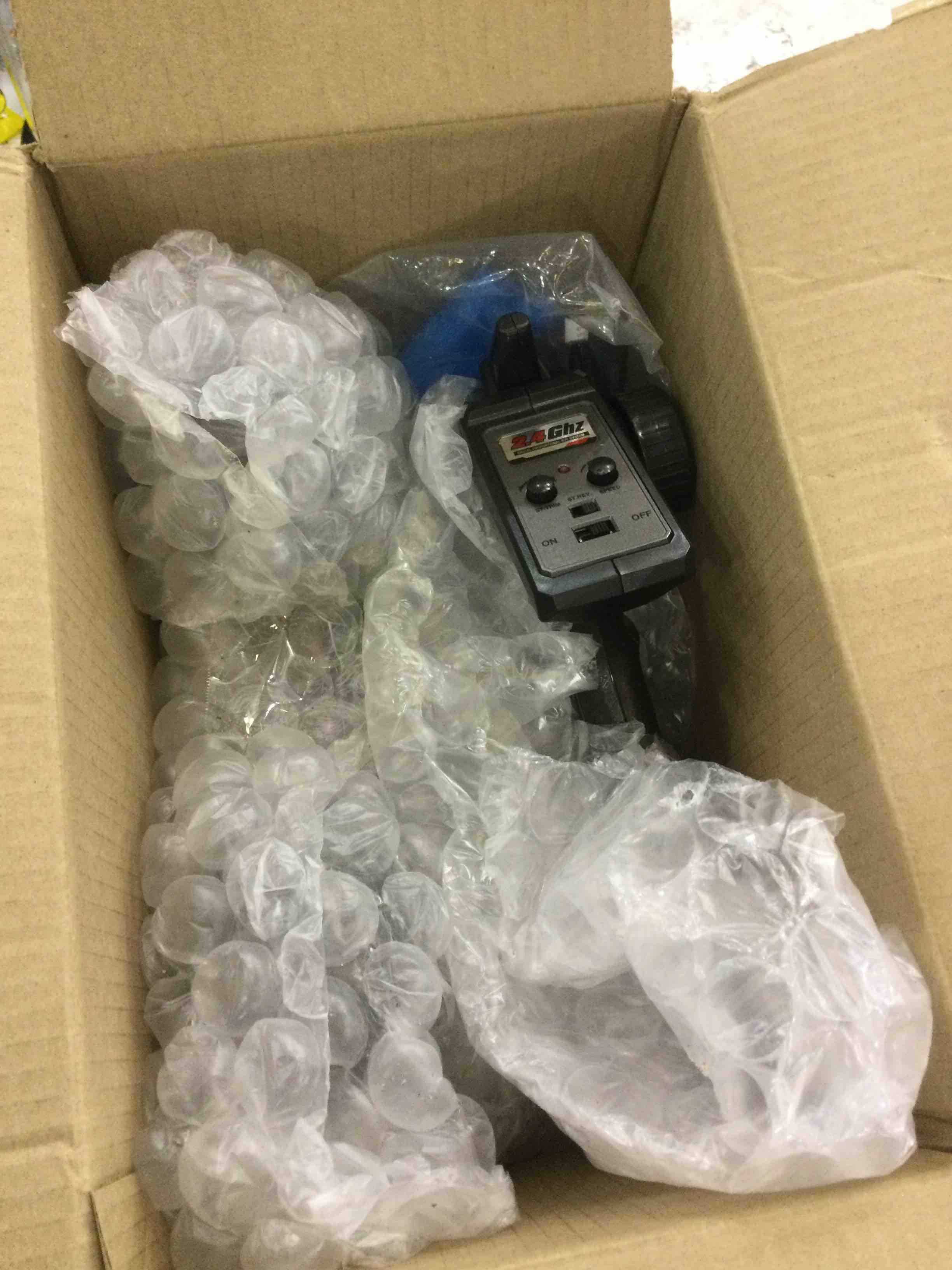 https://s3.amazonaws.com/lotting-images-prod/BargainHunt/EXS01204872_1713372156953.jpeg