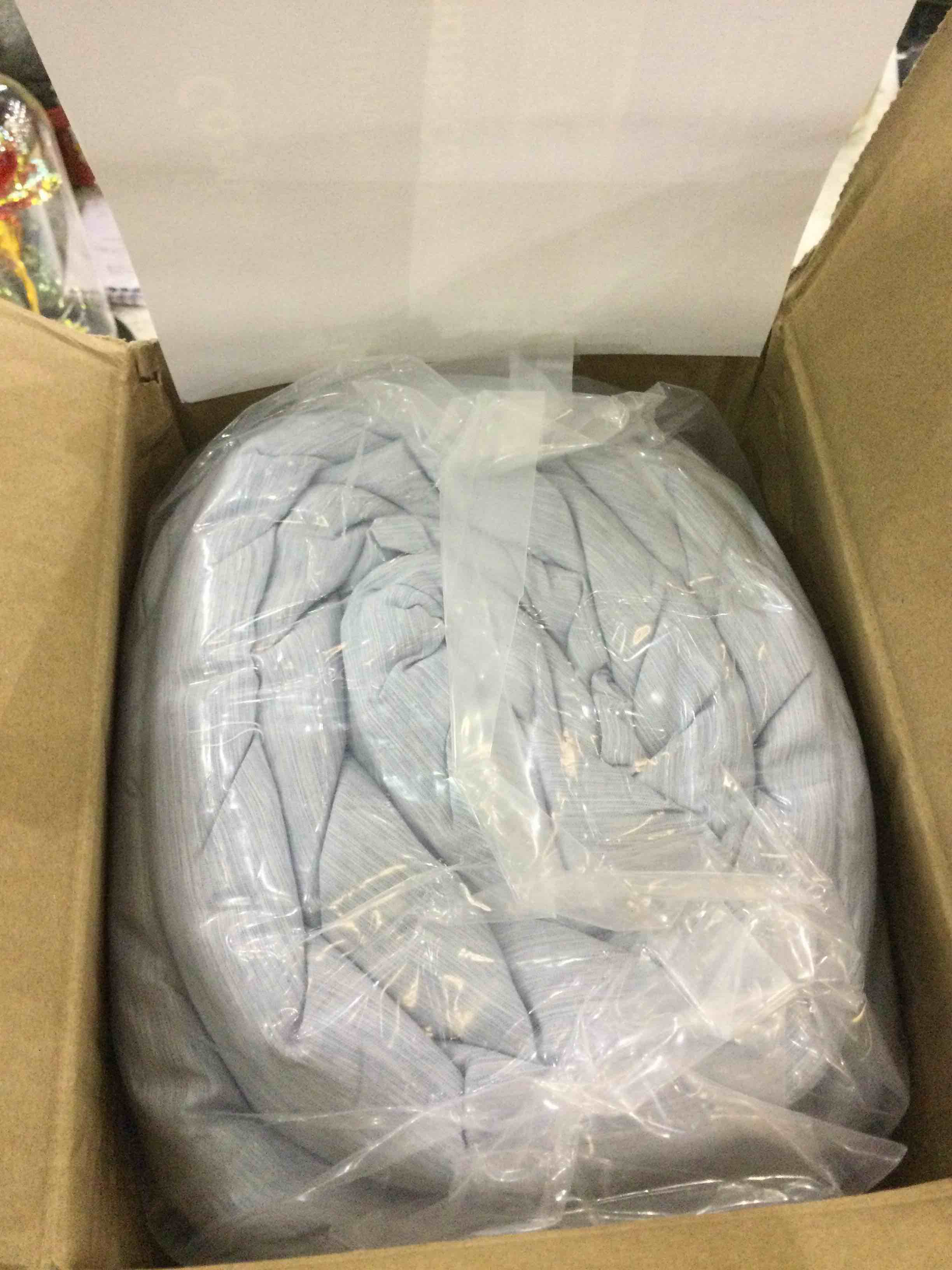 https://s3.amazonaws.com/lotting-images-prod/BargainHunt/EXS01204874_1713372281763.jpeg