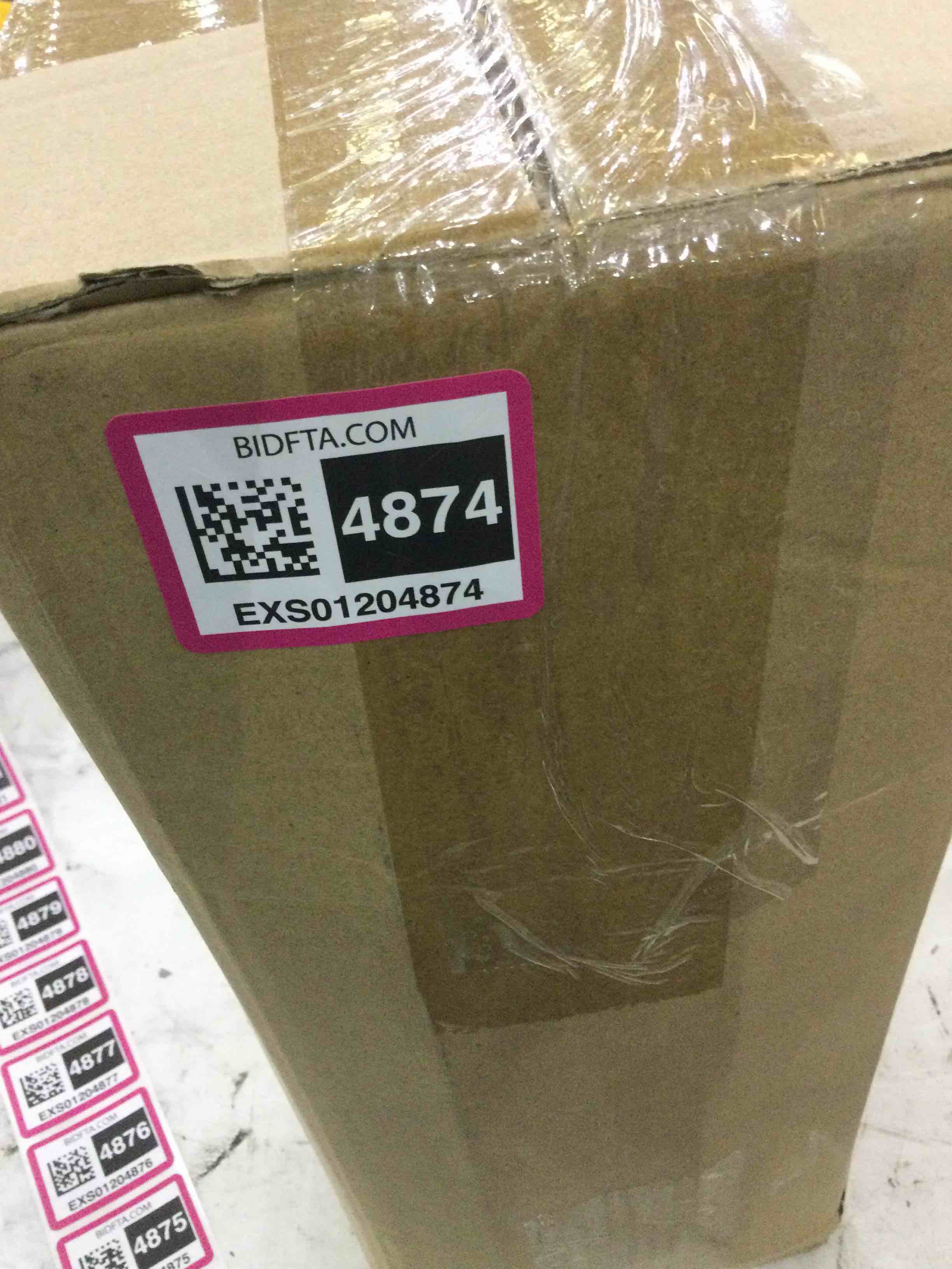 https://s3.amazonaws.com/lotting-images-prod/BargainHunt/EXS01204874_1713372296536.jpeg