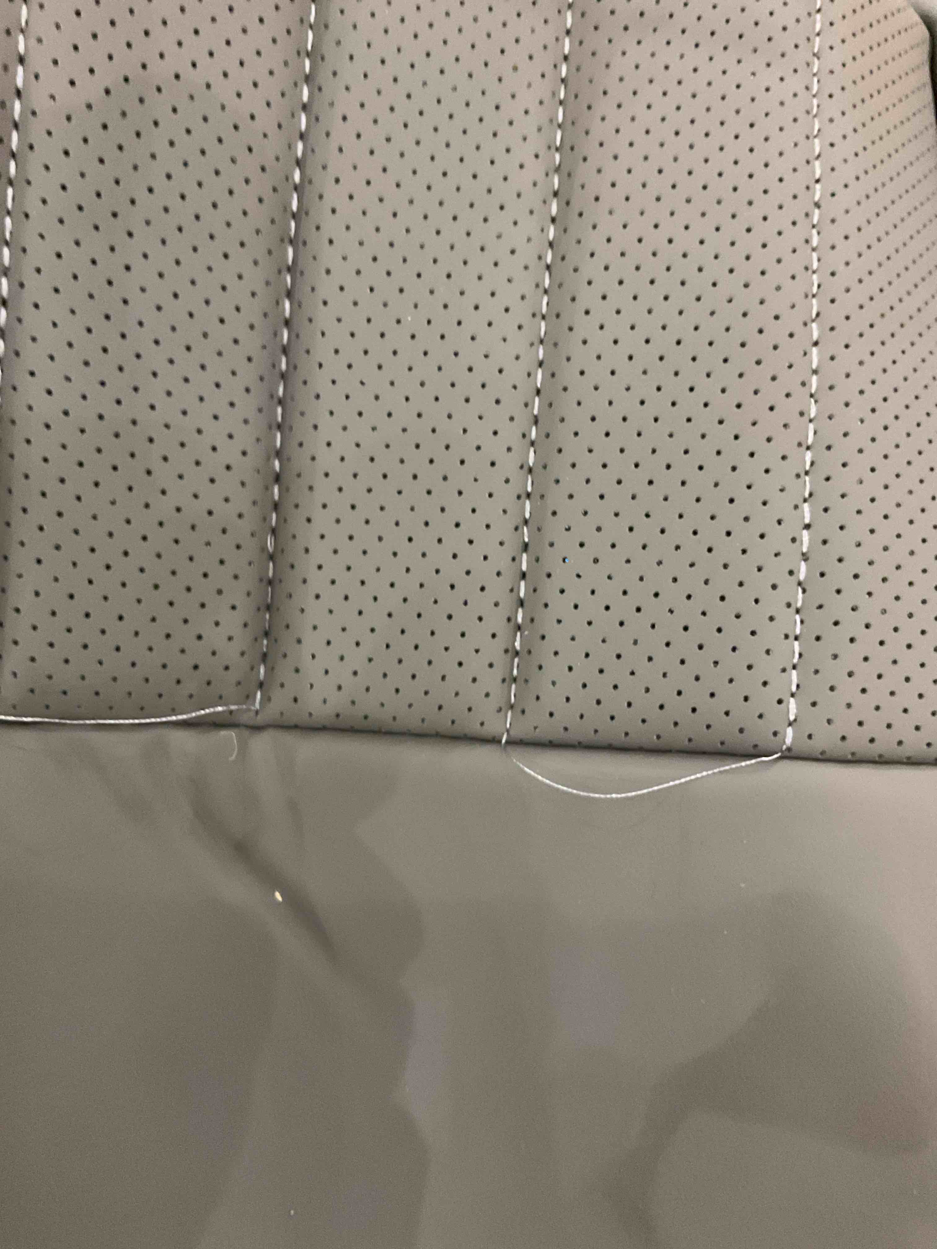 https://s3.amazonaws.com/lotting-images-prod/BargainHunt/EXS01205045_1713184590722.jpeg
