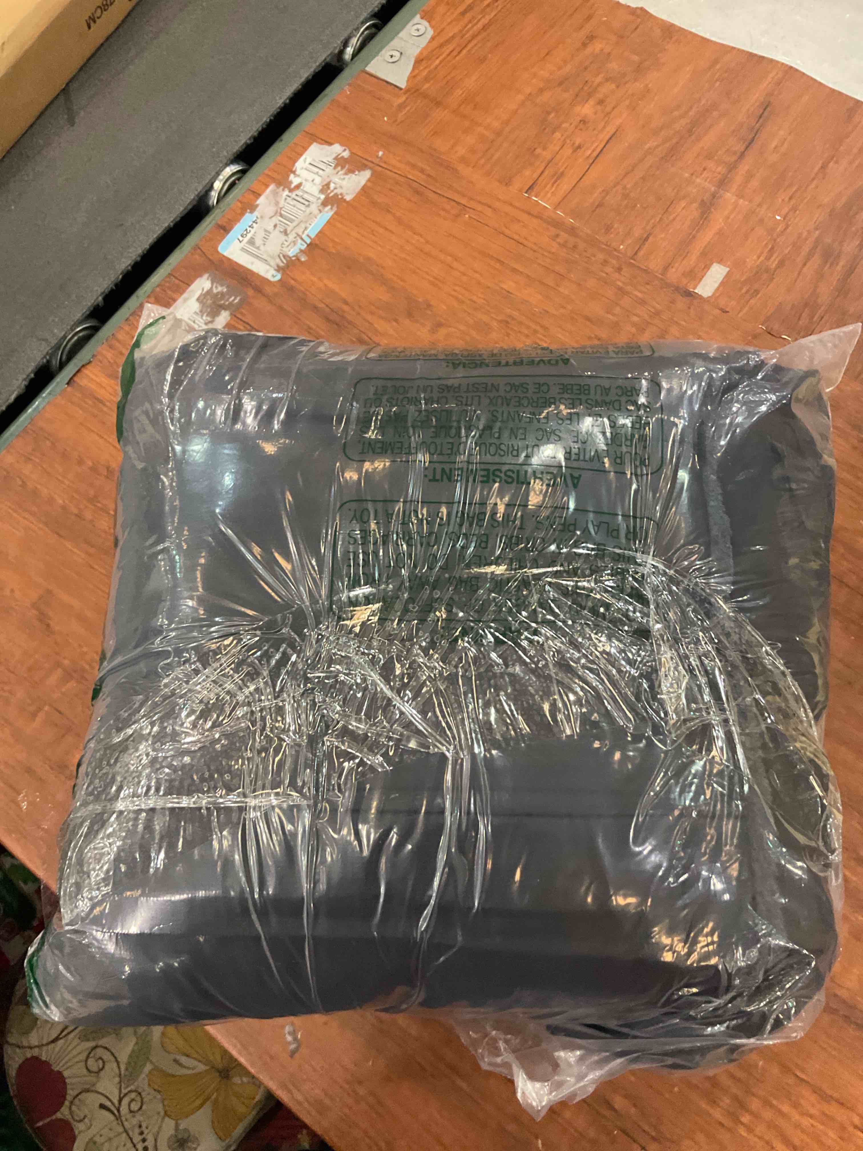 https://s3.amazonaws.com/lotting-images-prod/BargainHunt/EXS01205080_1712856662958.jpeg