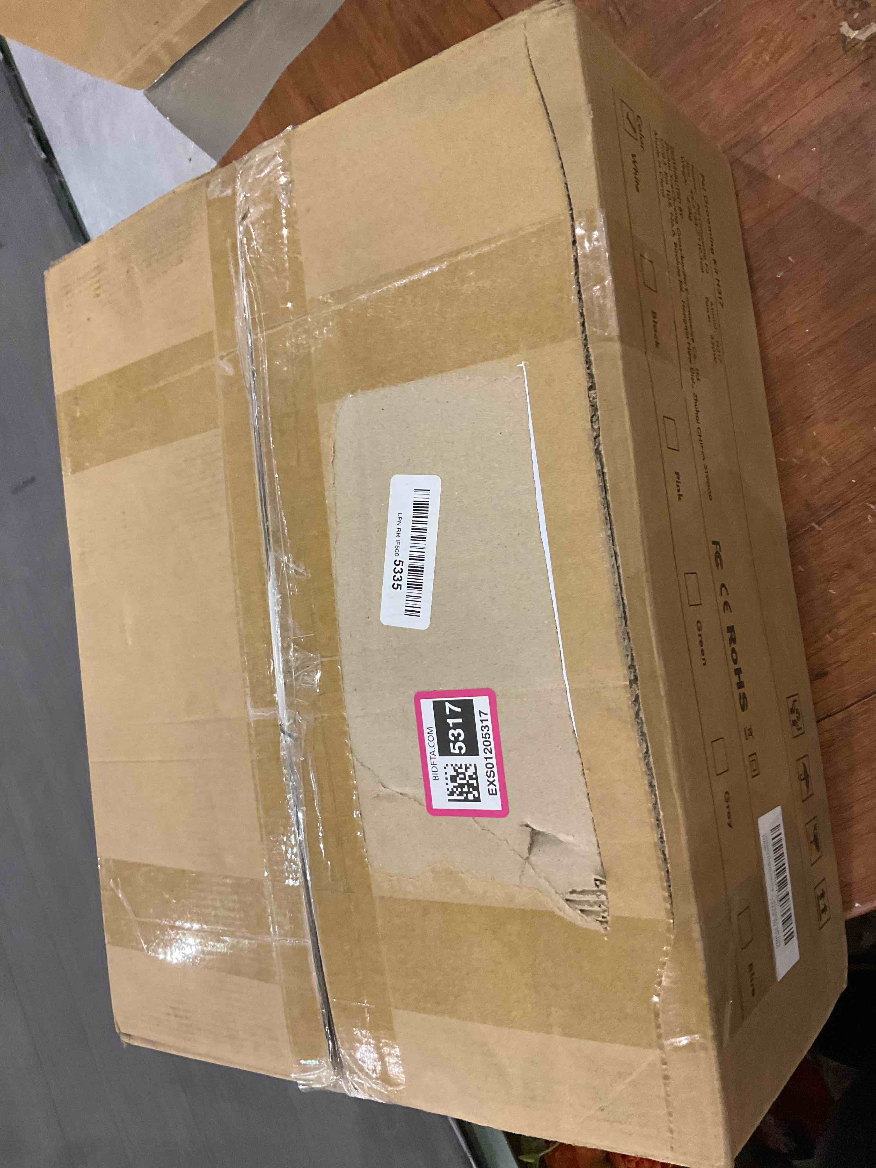 https://s3.amazonaws.com/lotting-images-prod/BargainHunt/EXS01205317_1713353023515.jpeg